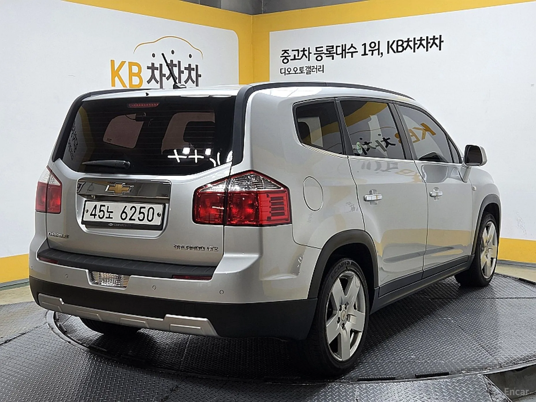 Chevrolet (GM Daewoo) Orlando превью 3