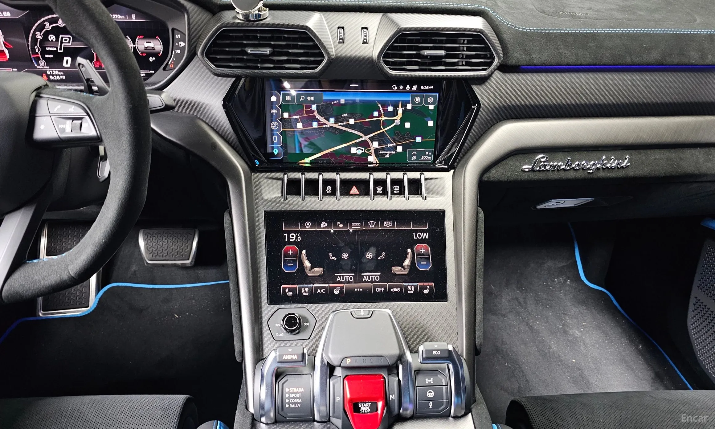 Lamborghini Urus превью 14