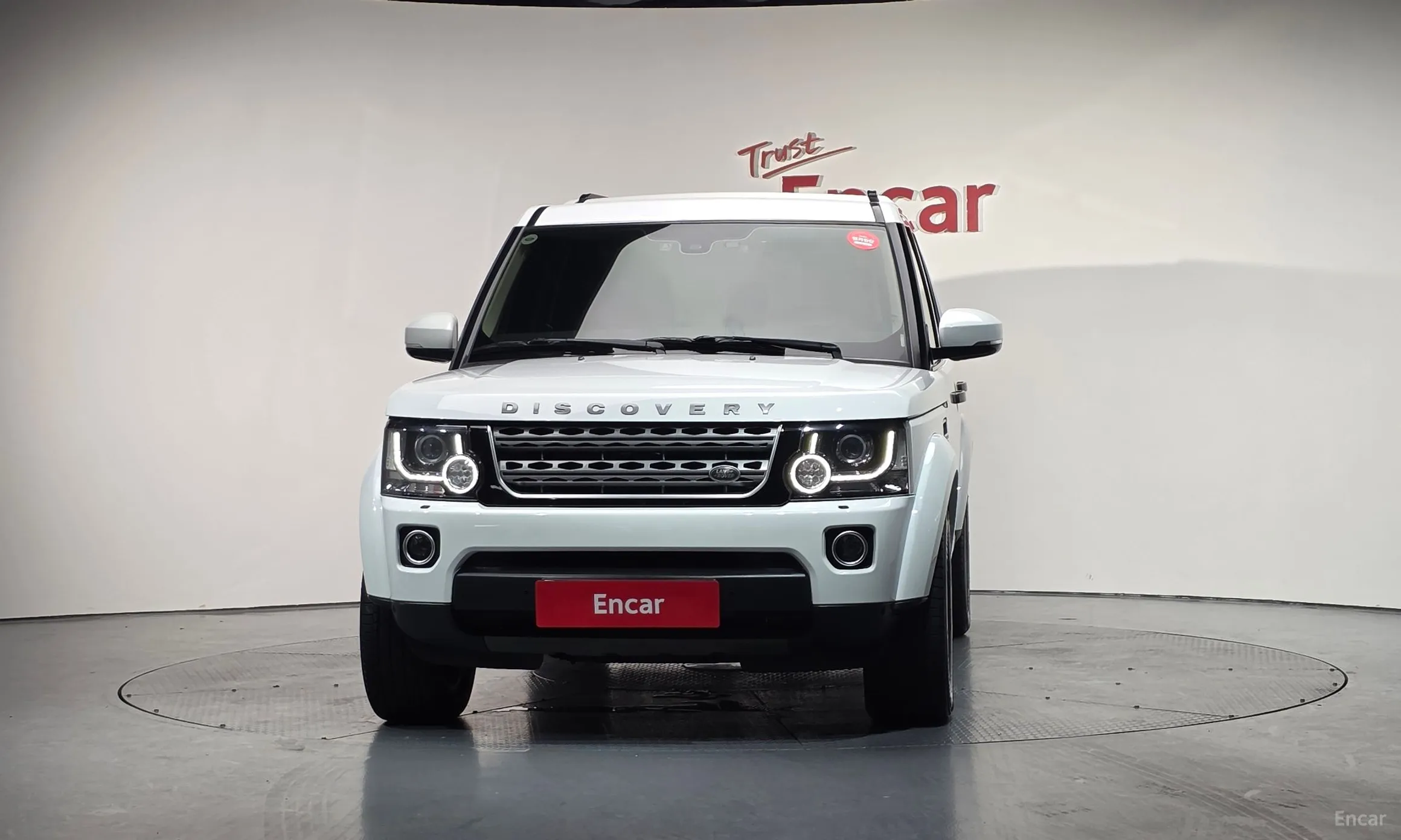 Land Rover Discovery 4 превью 2