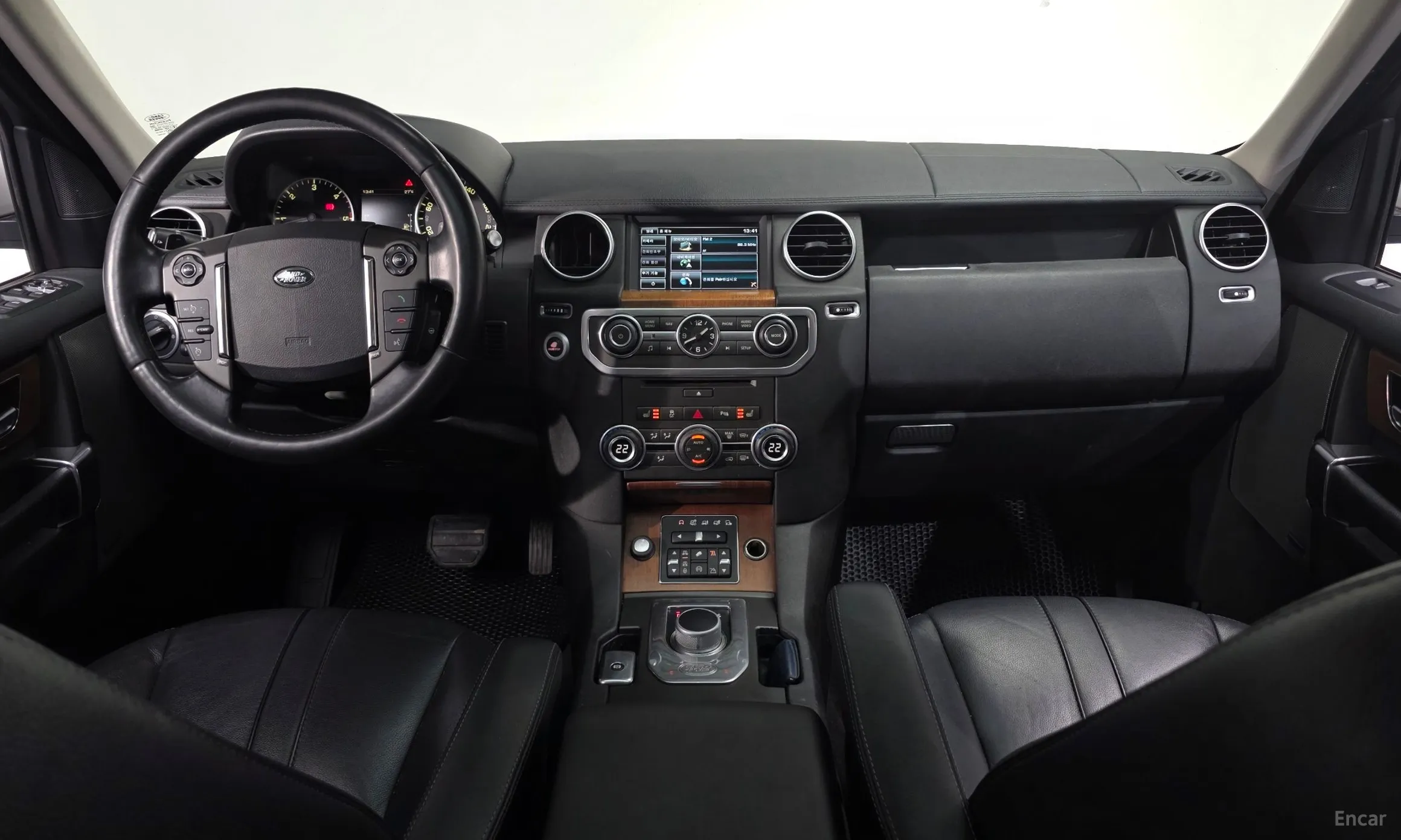 Land Rover Discovery 4 превью 4