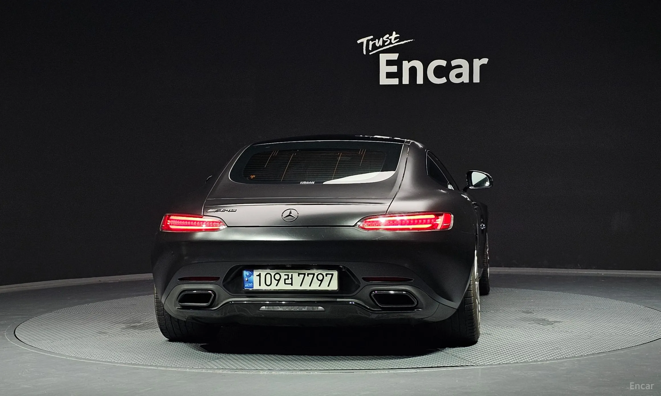 Mercedes Benz AMG GT превью 3