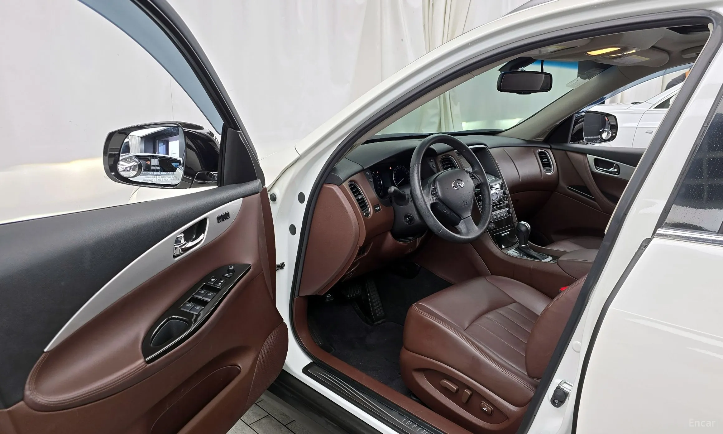 Infiniti QX50 превью 10