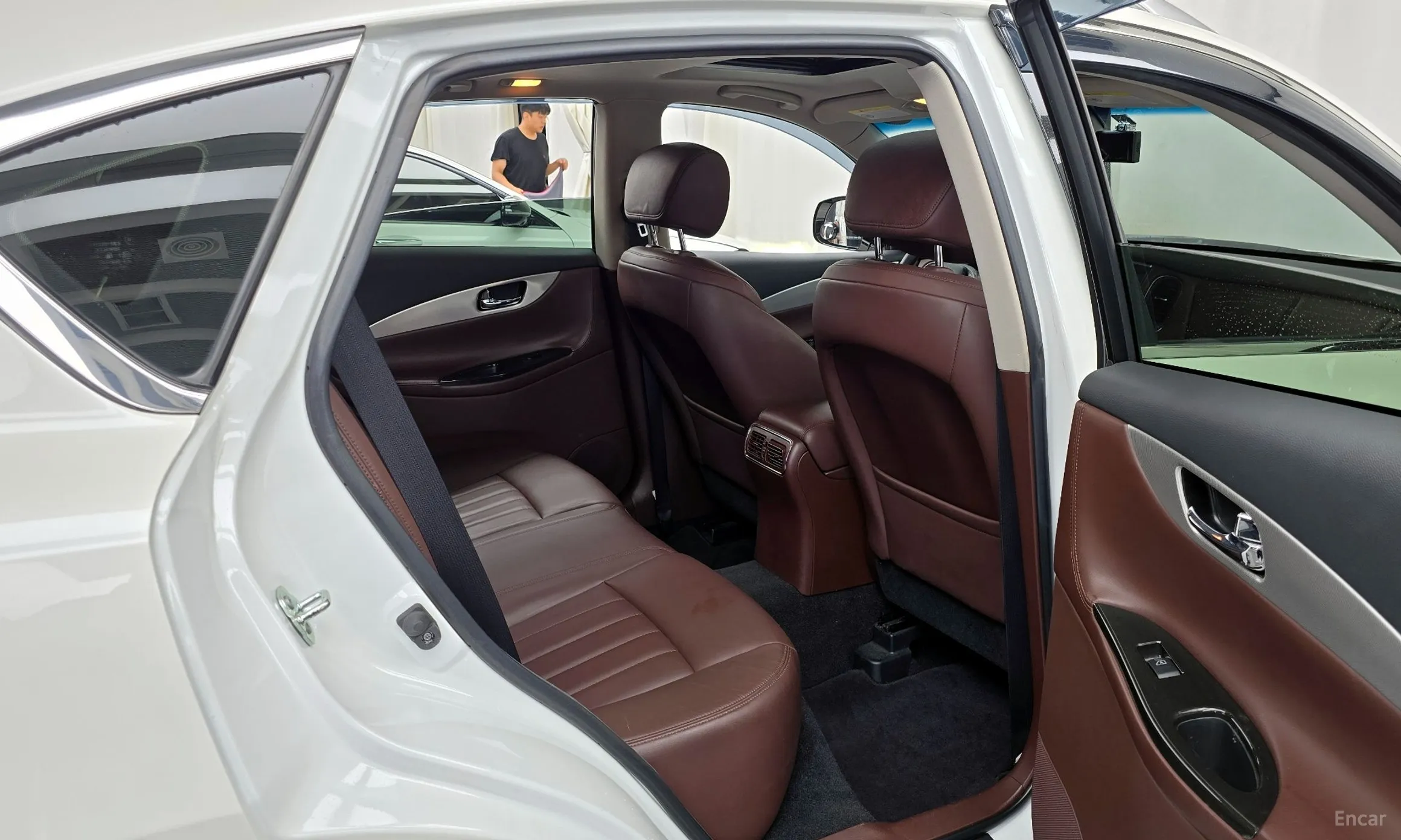 Infiniti QX50 превью 12