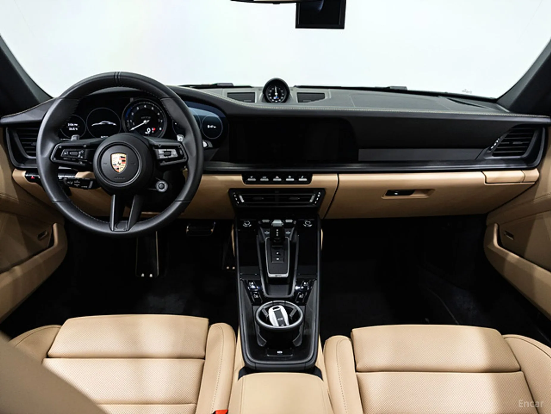 Porsche 911 (992) превью 4