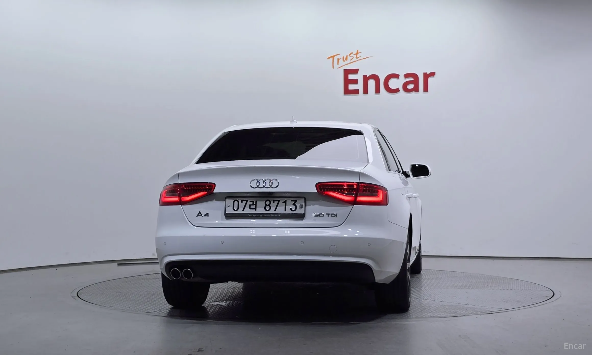 Audi New A4 превью 3