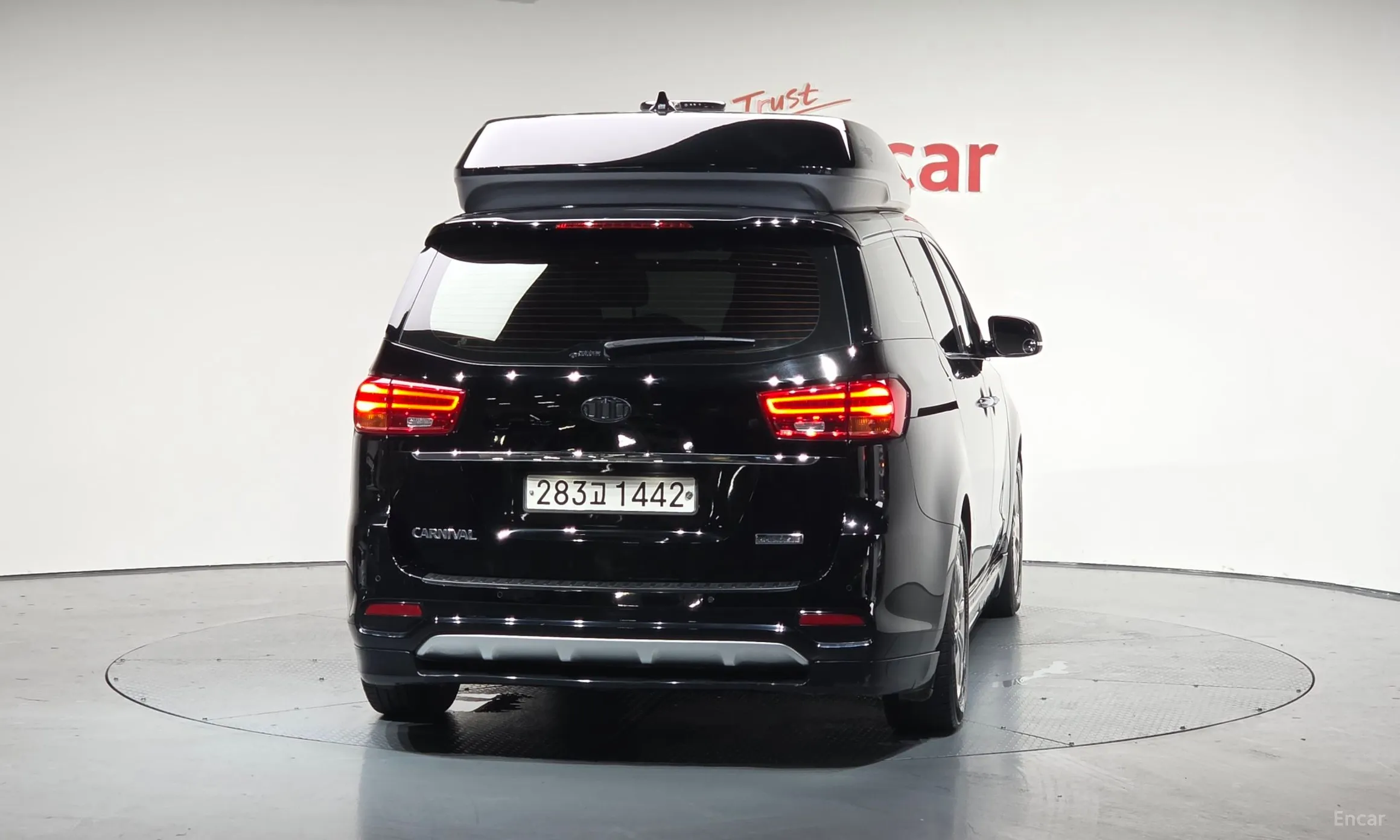Kia Carnival превью 3