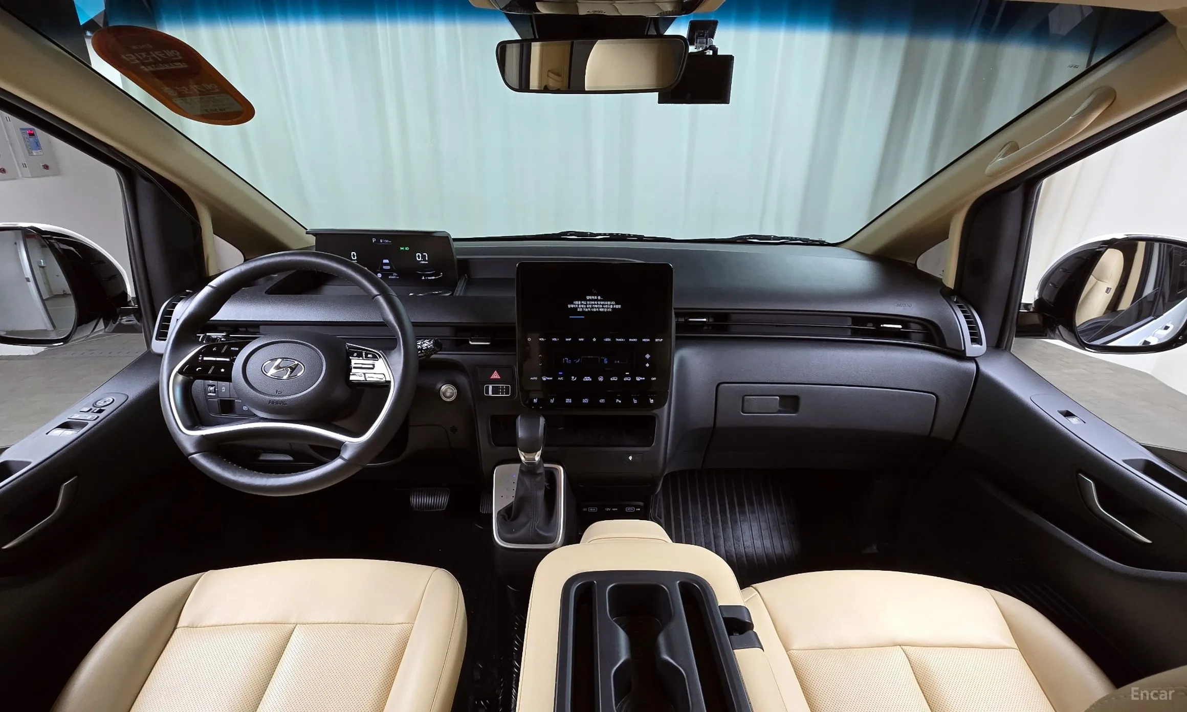 Hyundai Staria превью 4