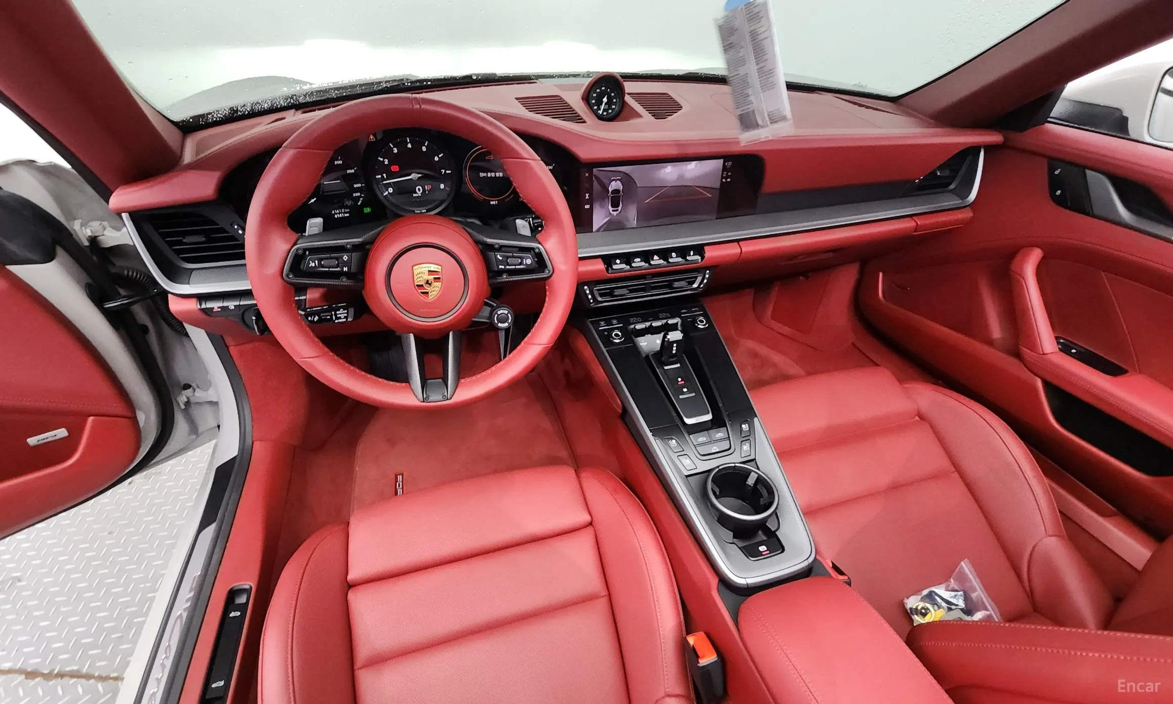 Porsche 911 (992) превью 4