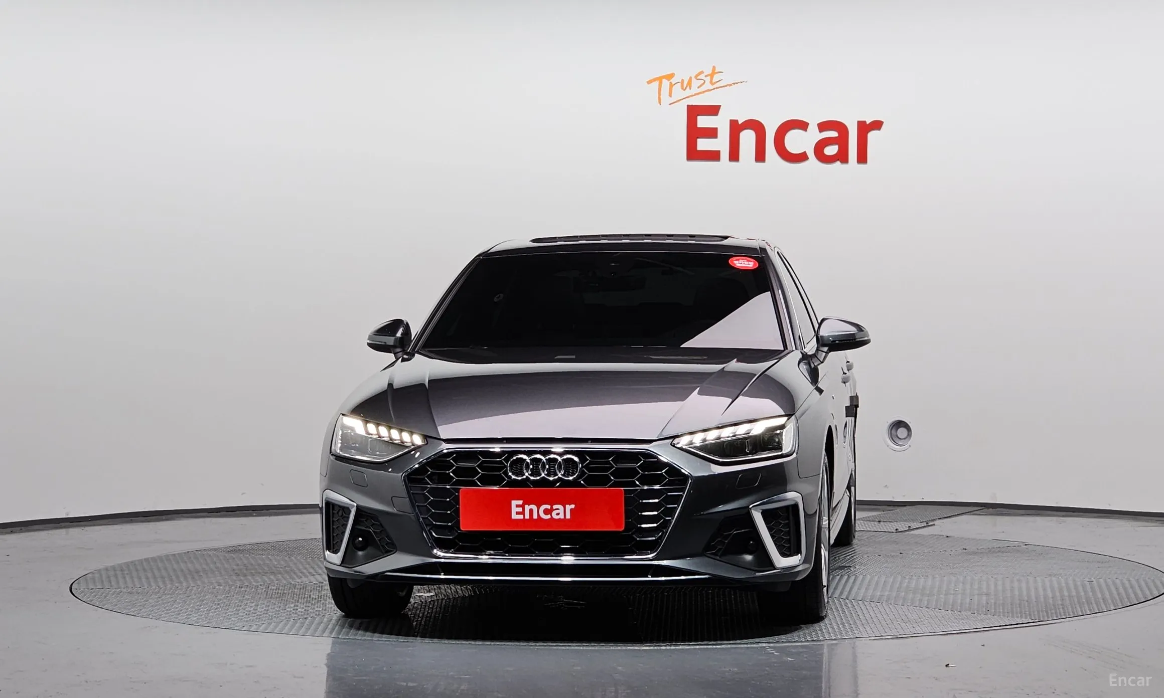 Audi A4 (B9)