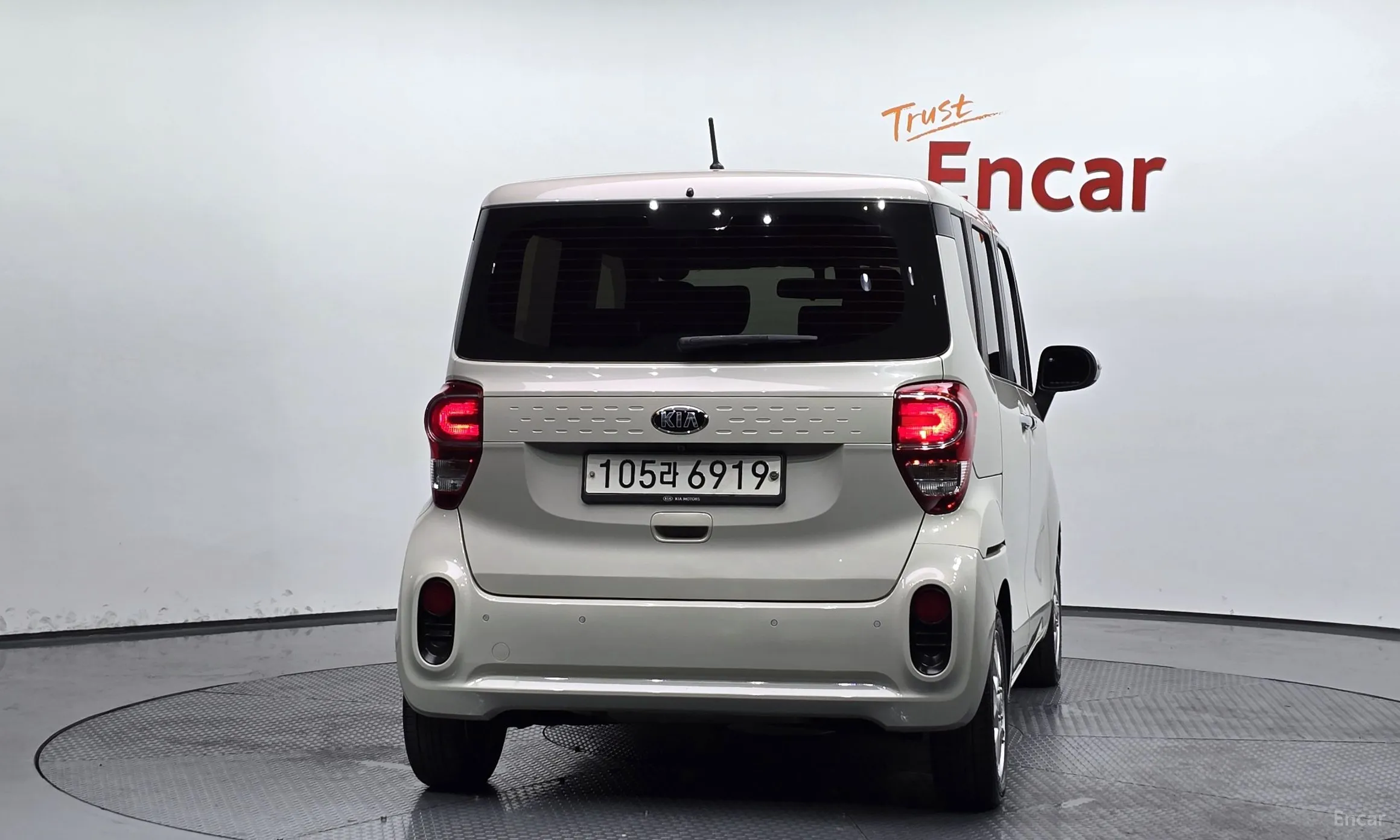 Kia Ray превью 3