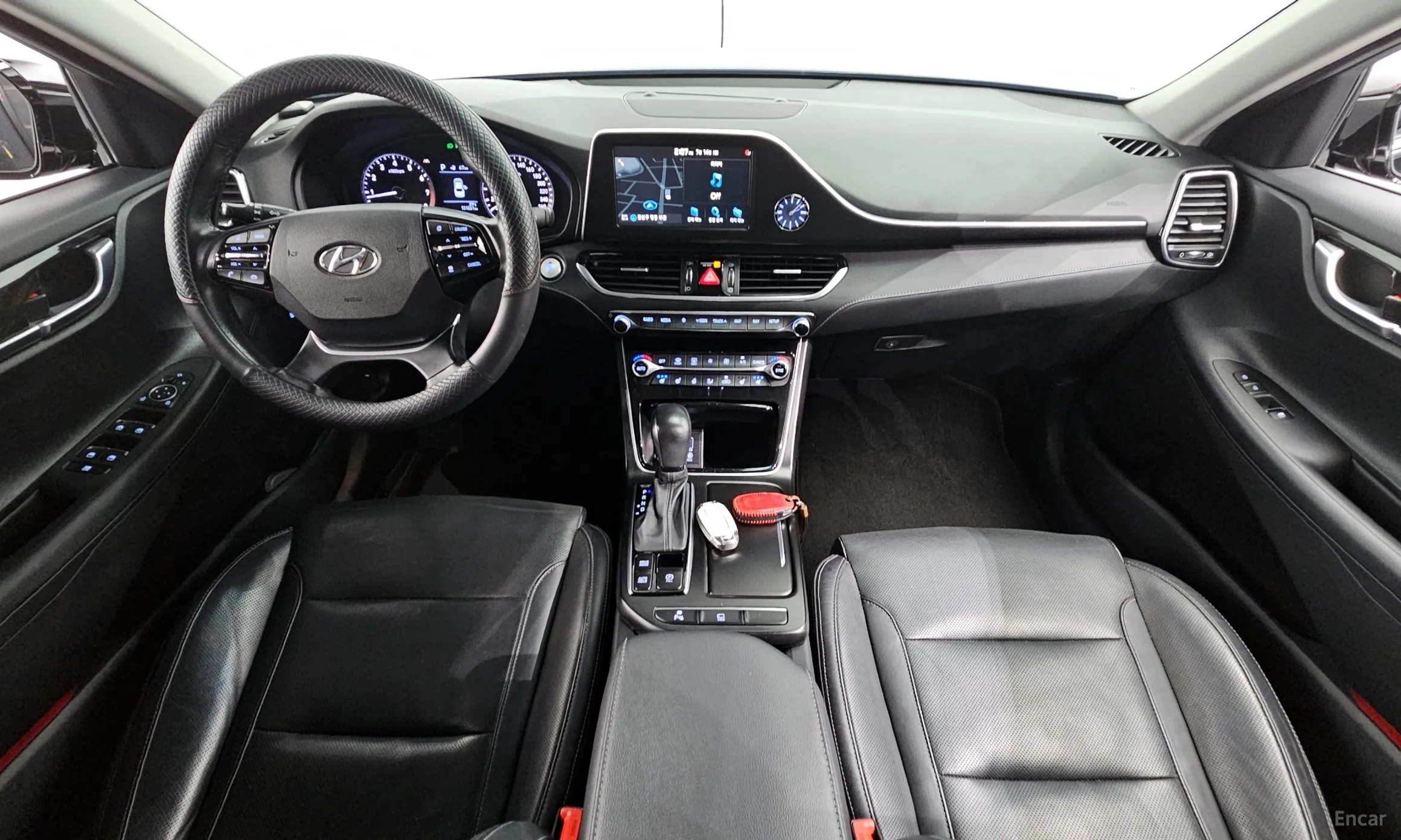 Hyundai Grandeur IG превью 4