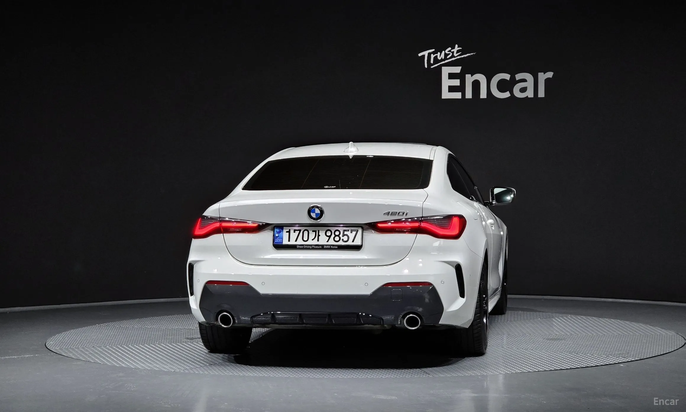 BMW Series 4 (G22) превью 3