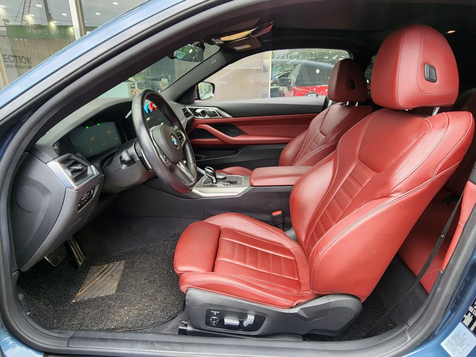 BMW Series 4 (G22) превью 2