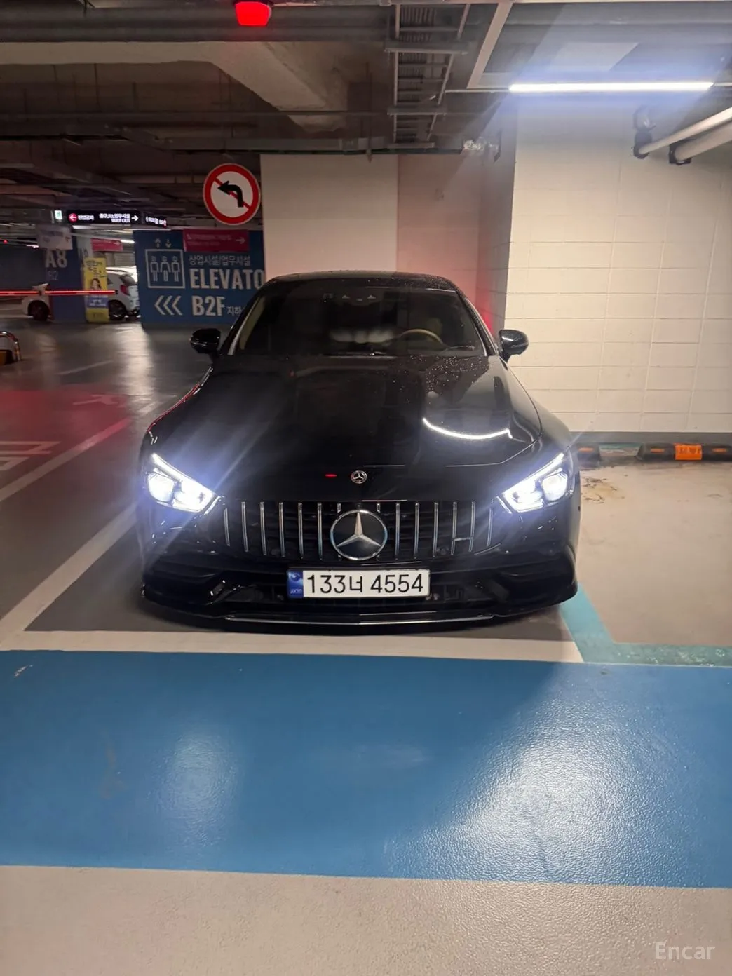 Mercedes Benz AMG GT