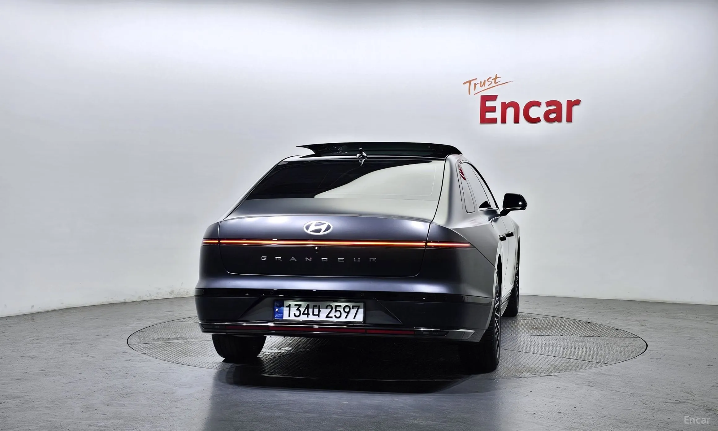 Hyundai Grandeur Hybrid (GN7) превью 3