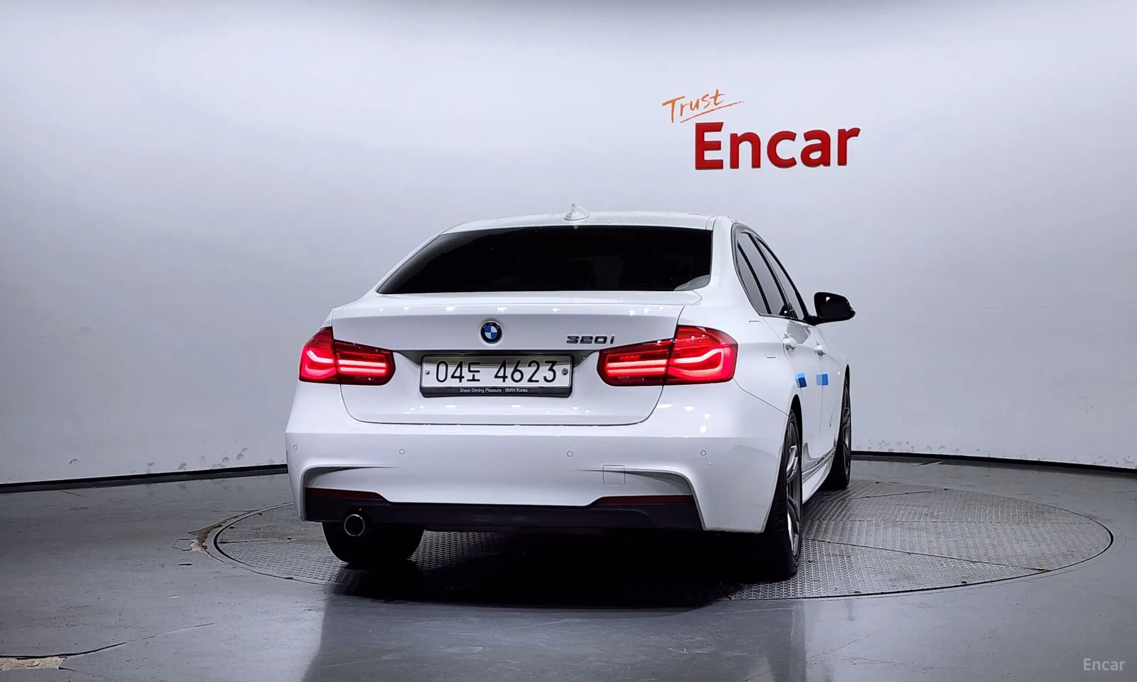 BMW 3 Series (F30) превью 3