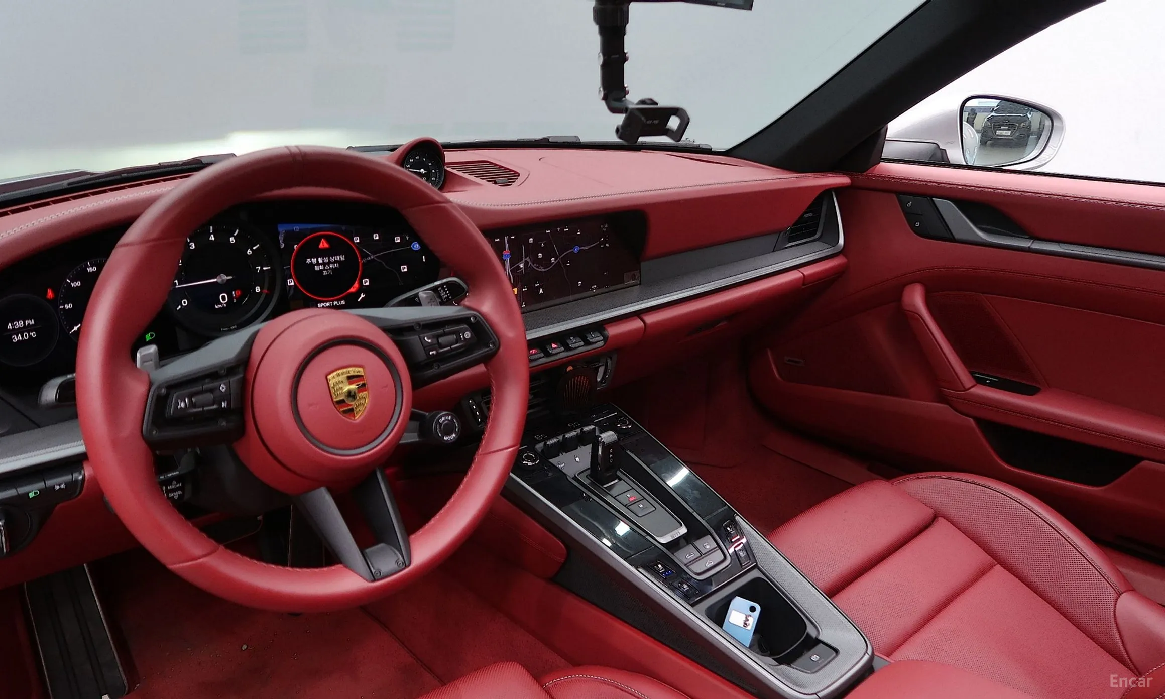Porsche 911 (992) превью 4
