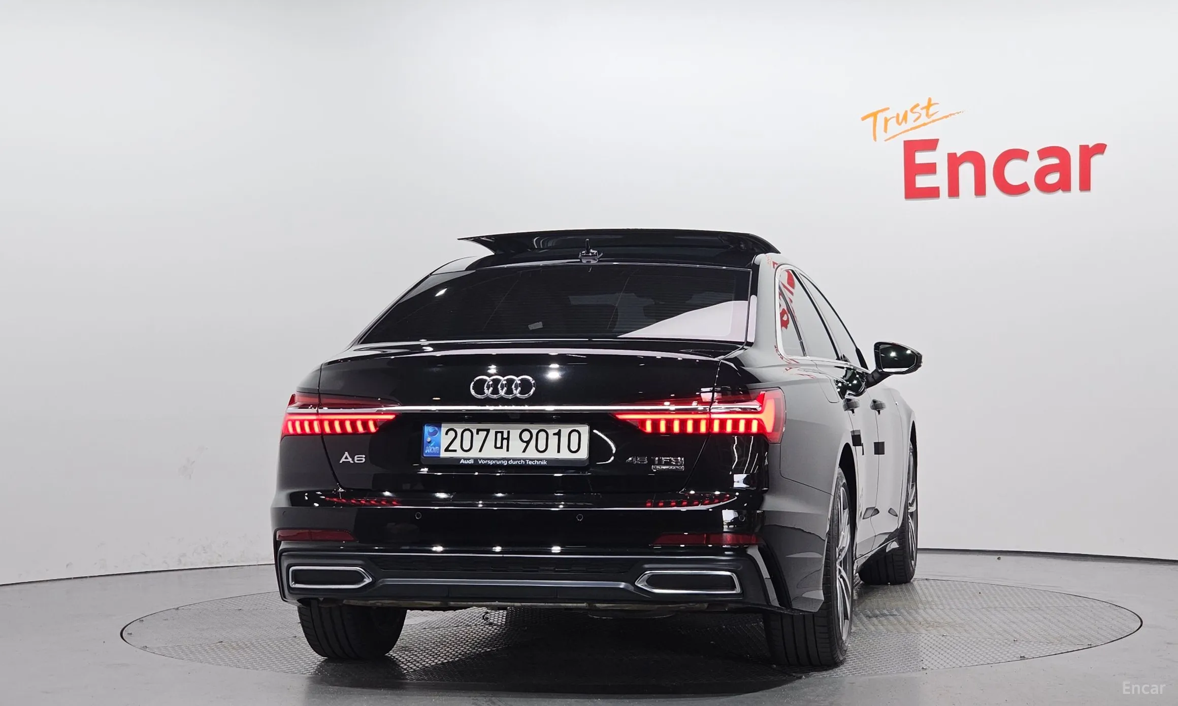 Audi A6 (C8) превью 3