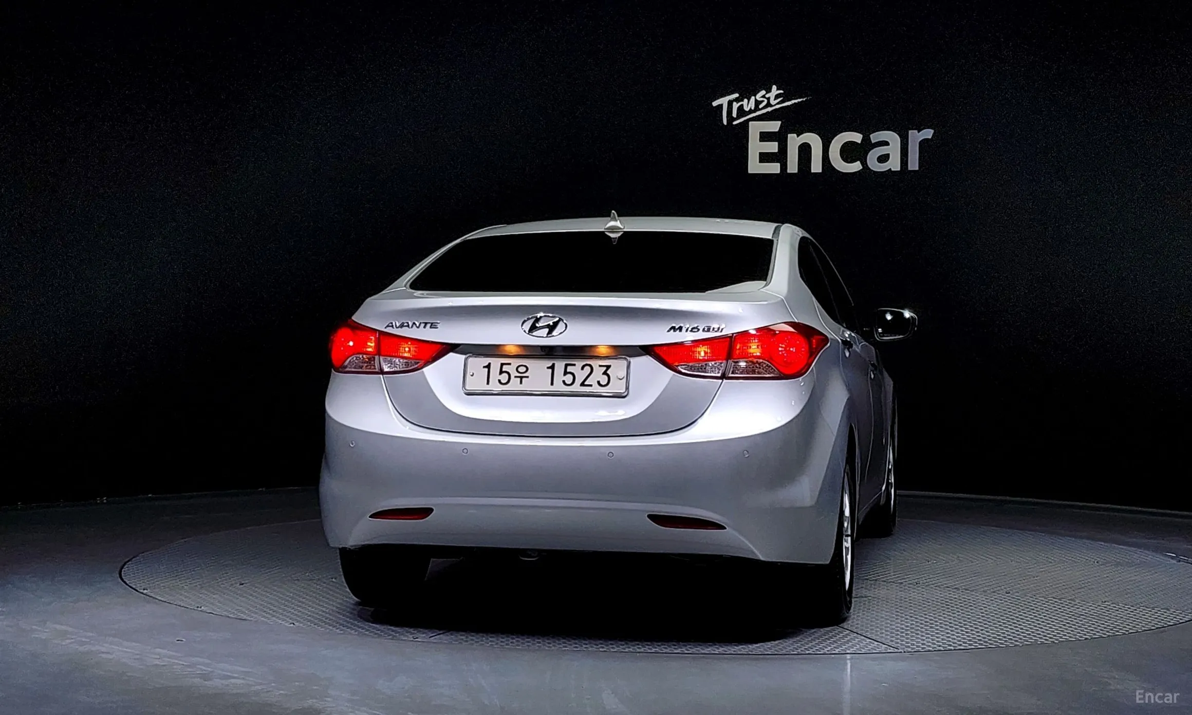 Hyundai Avante MD превью 3