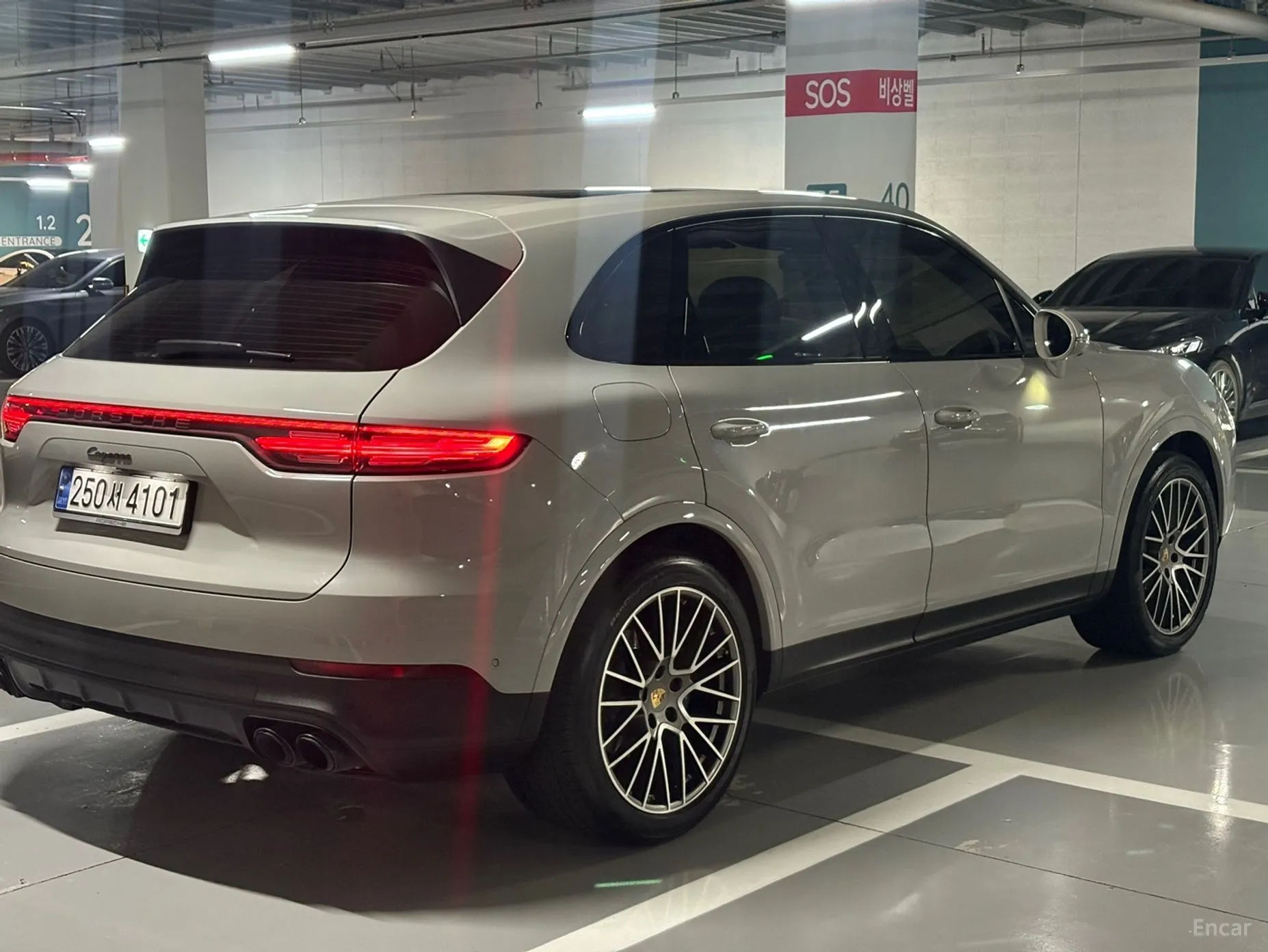 Porsche Cayenne (PO536) превью 3