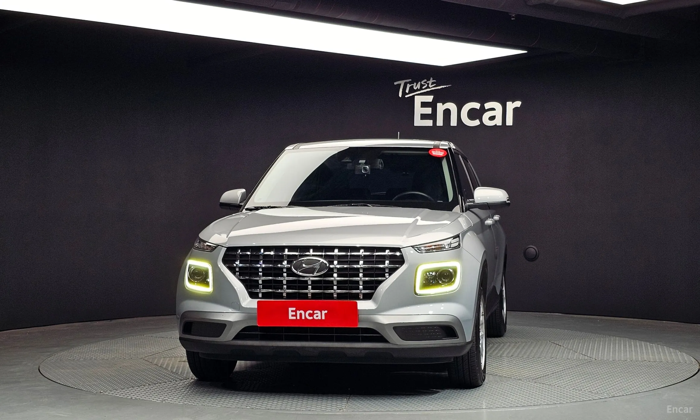 Hyundai Venue превью 2