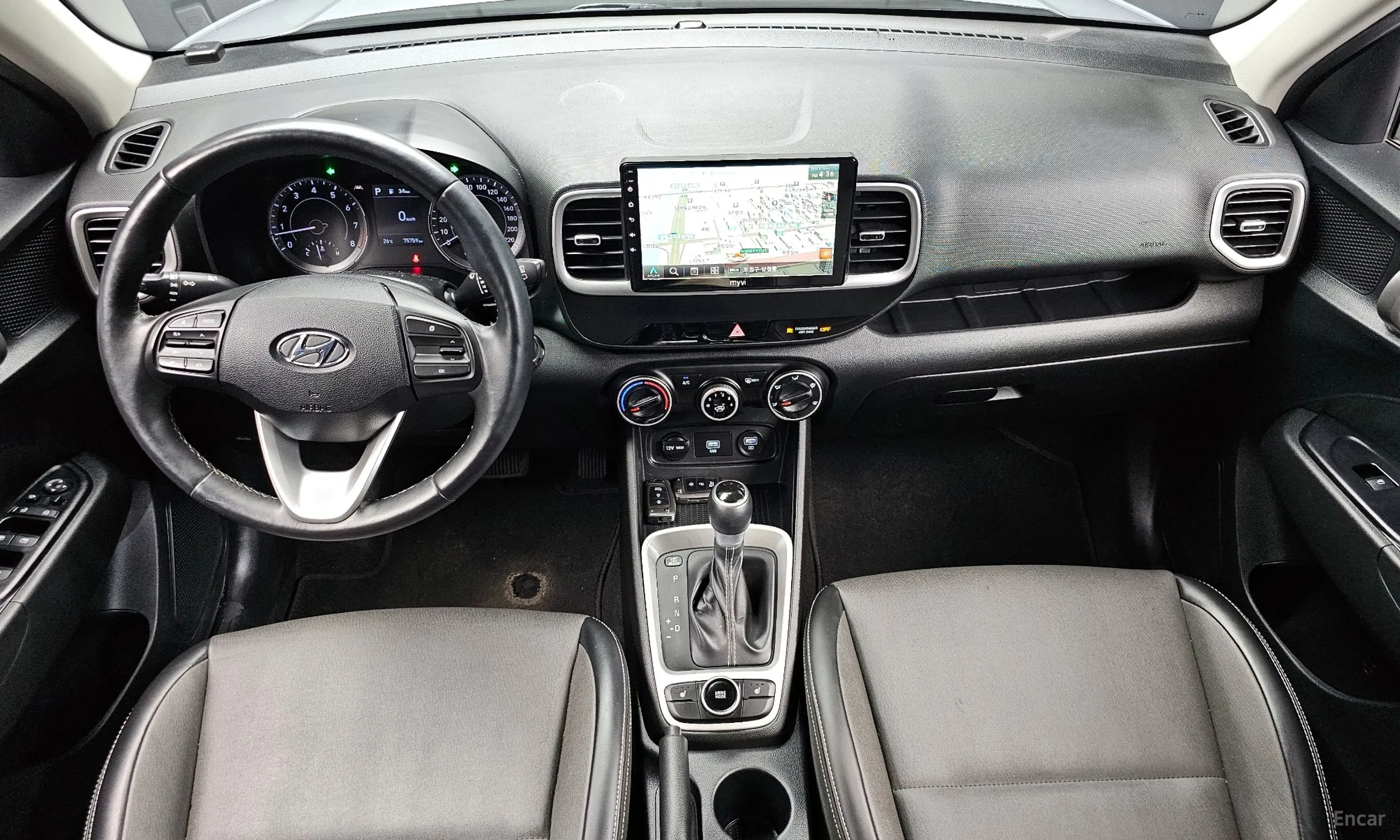 Hyundai Venue превью 4