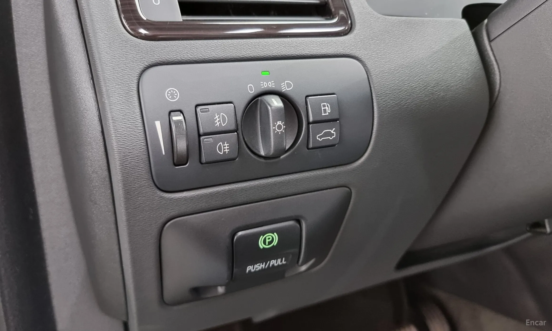 Volvo S80 превью 13