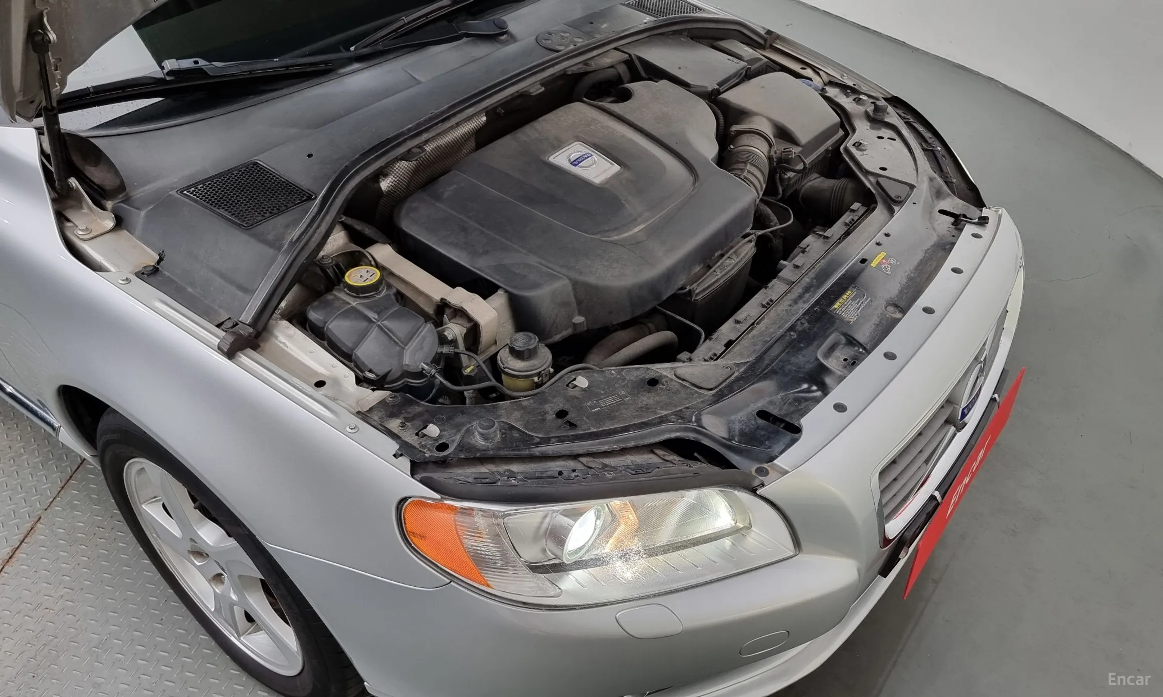 Volvo S80 превью 6