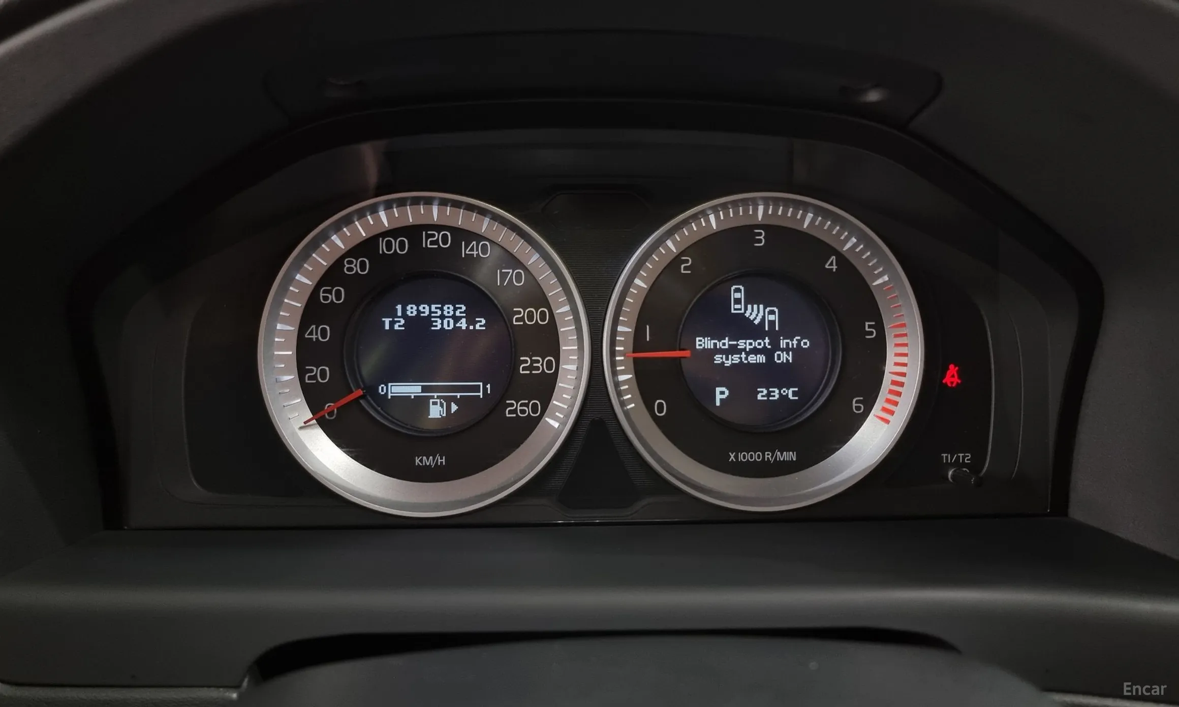 Volvo S80 превью 8