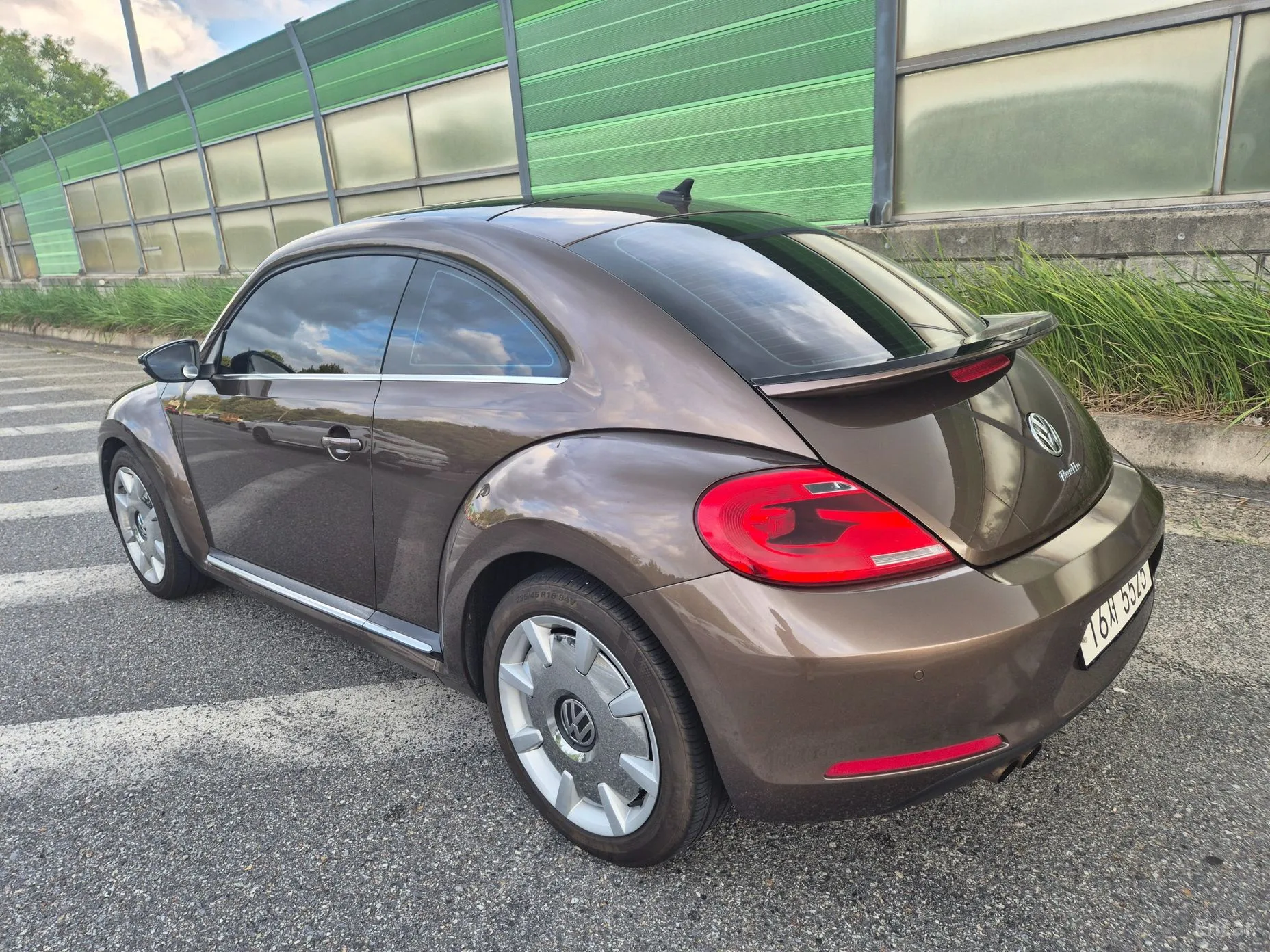 Volkswagen The Beetle превью 3
