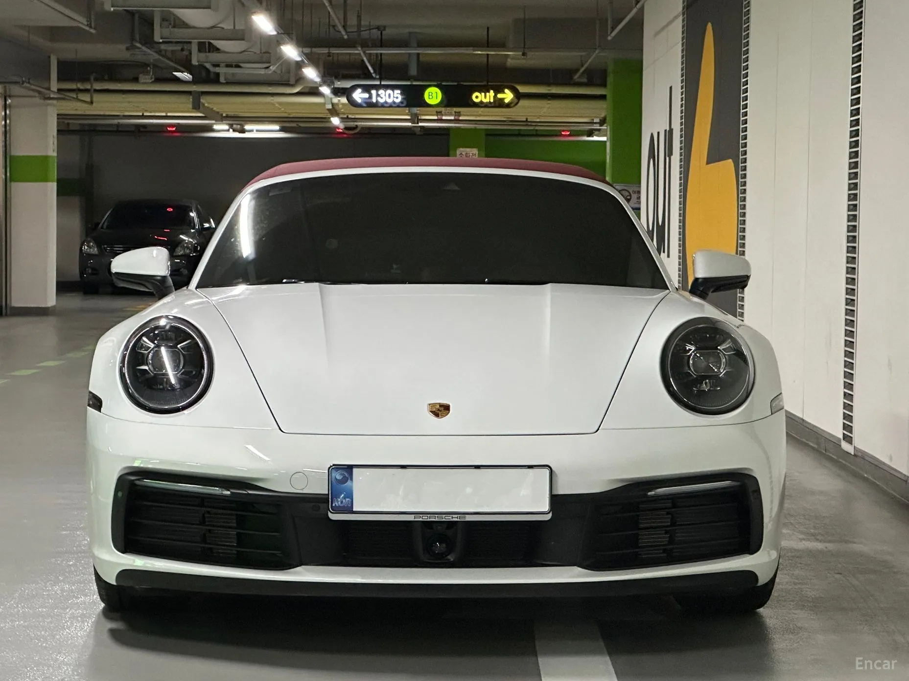911 (992)
