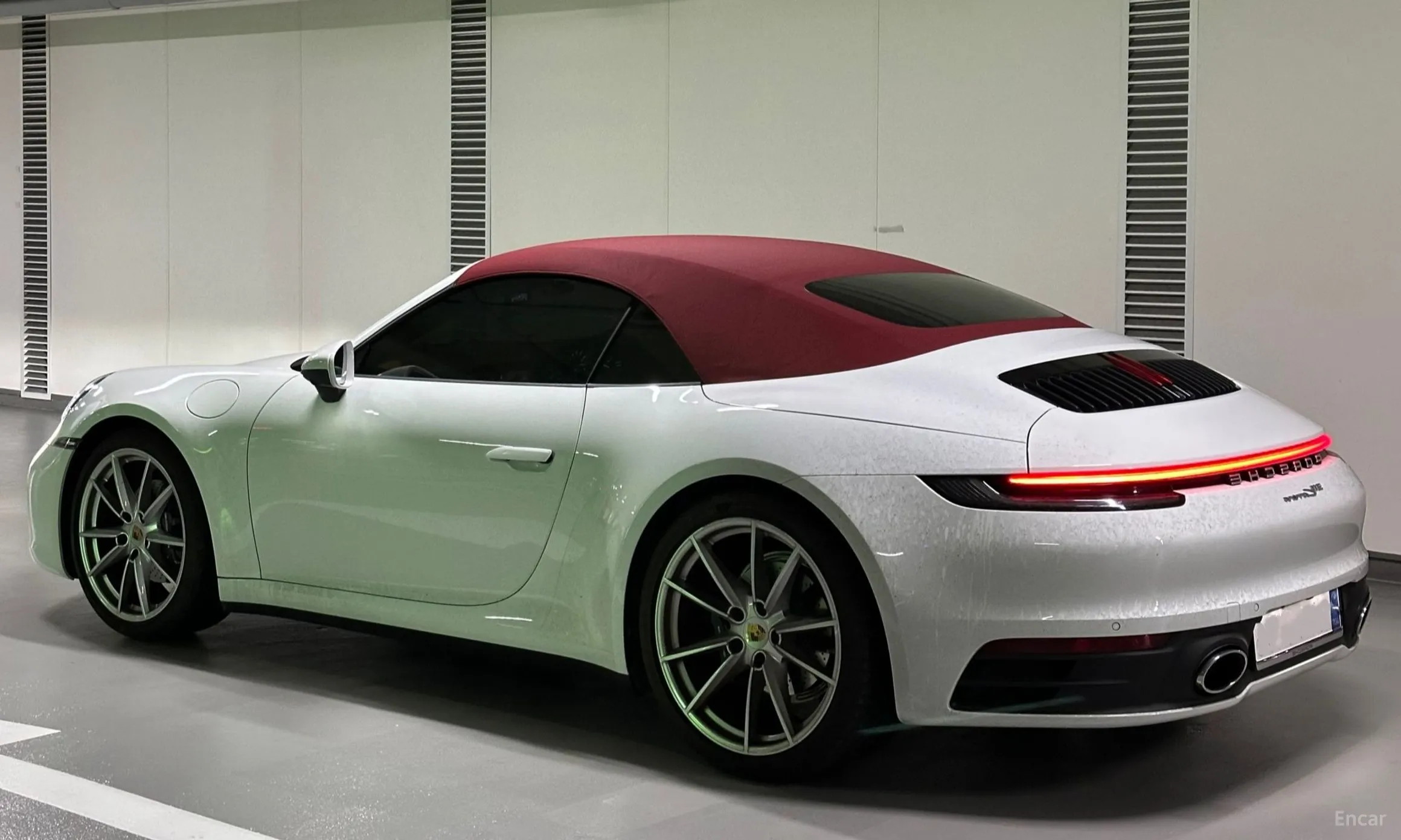 Porsche 911 (992) превью 3