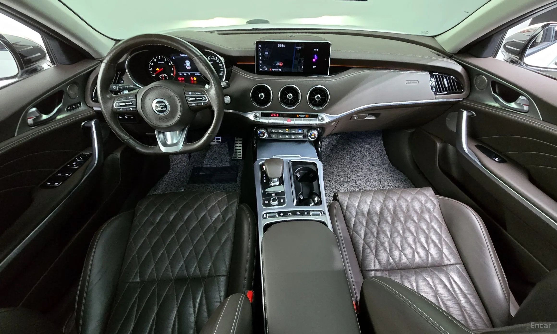 Kia Stinger Master превью 4