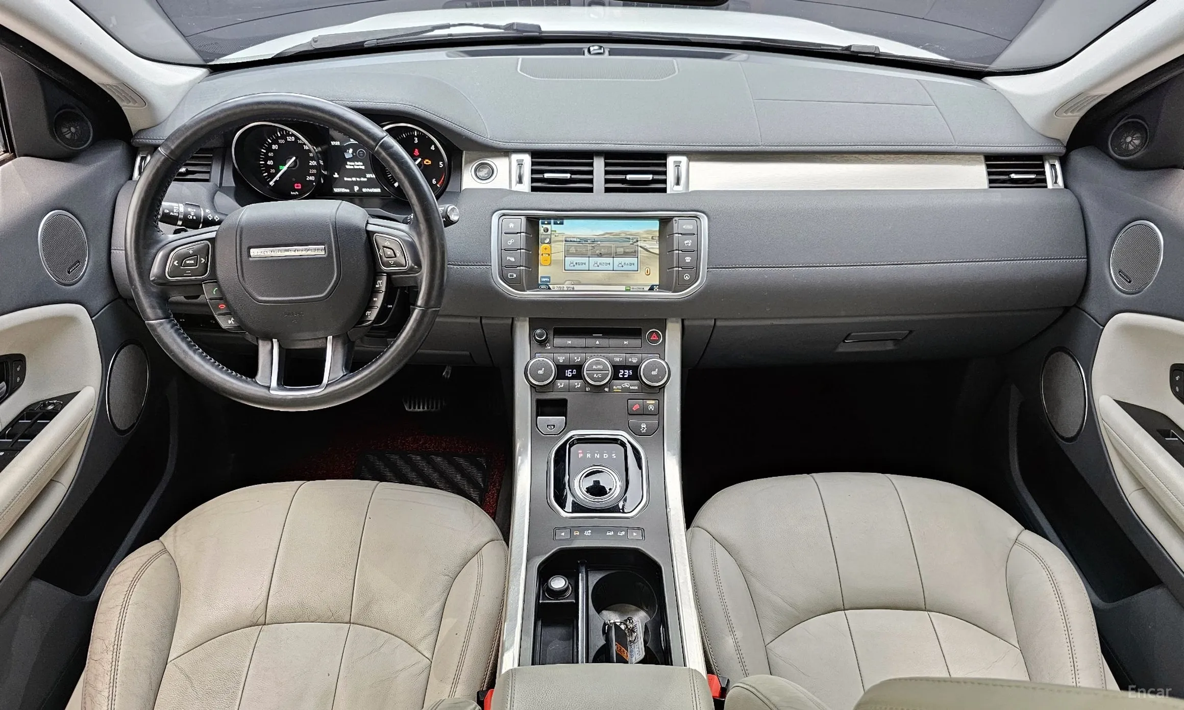 Land Rover Range Rover Evoque превью 4