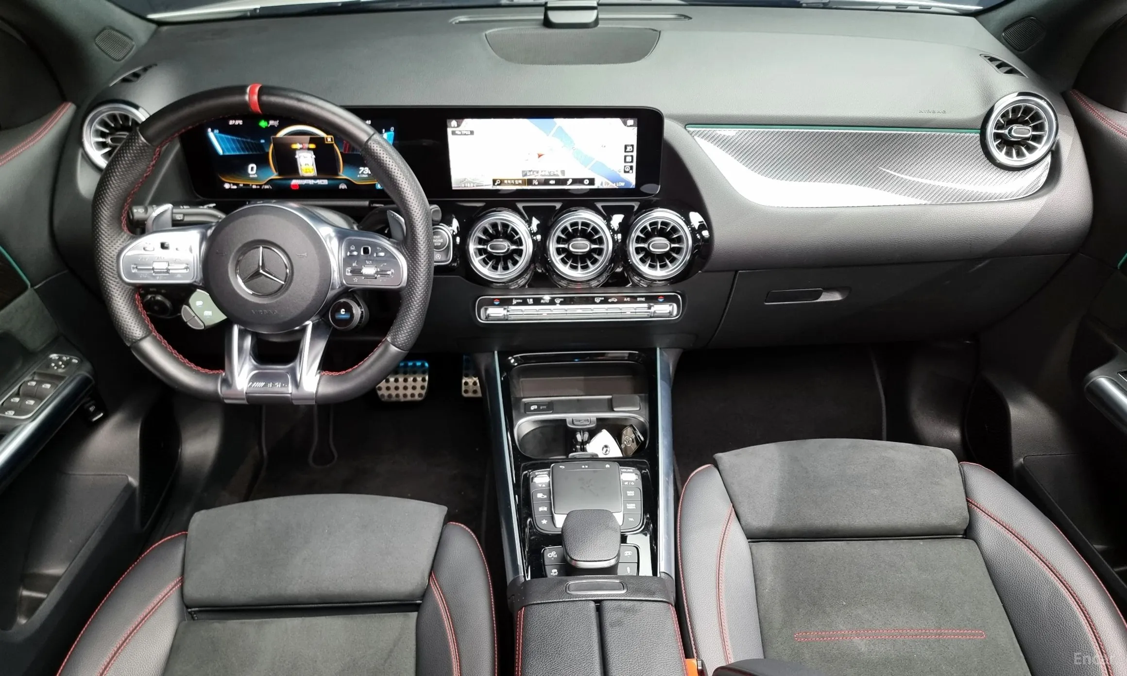 Mercedes Benz GLA-Class H247 превью 4