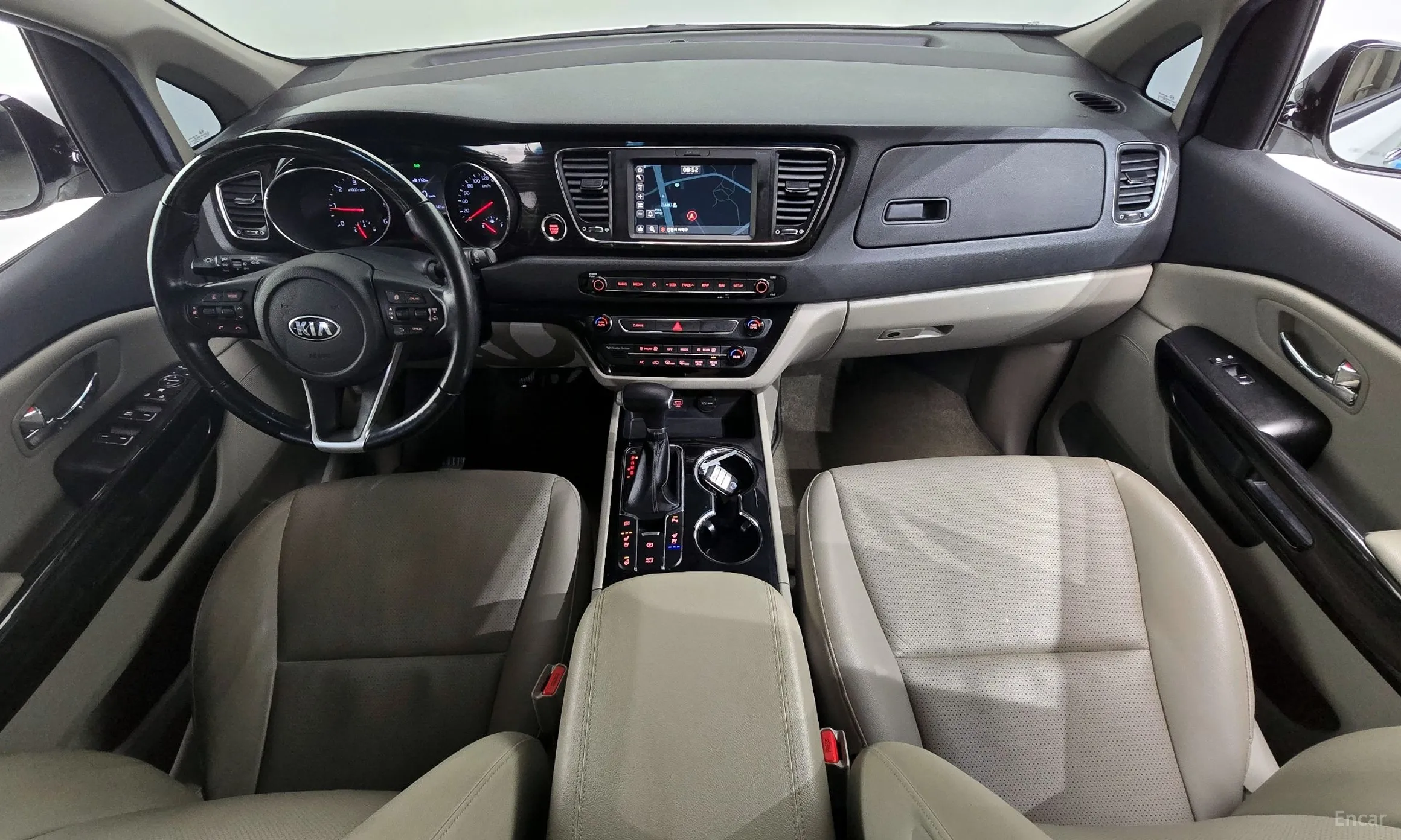 Kia Carnival превью 4