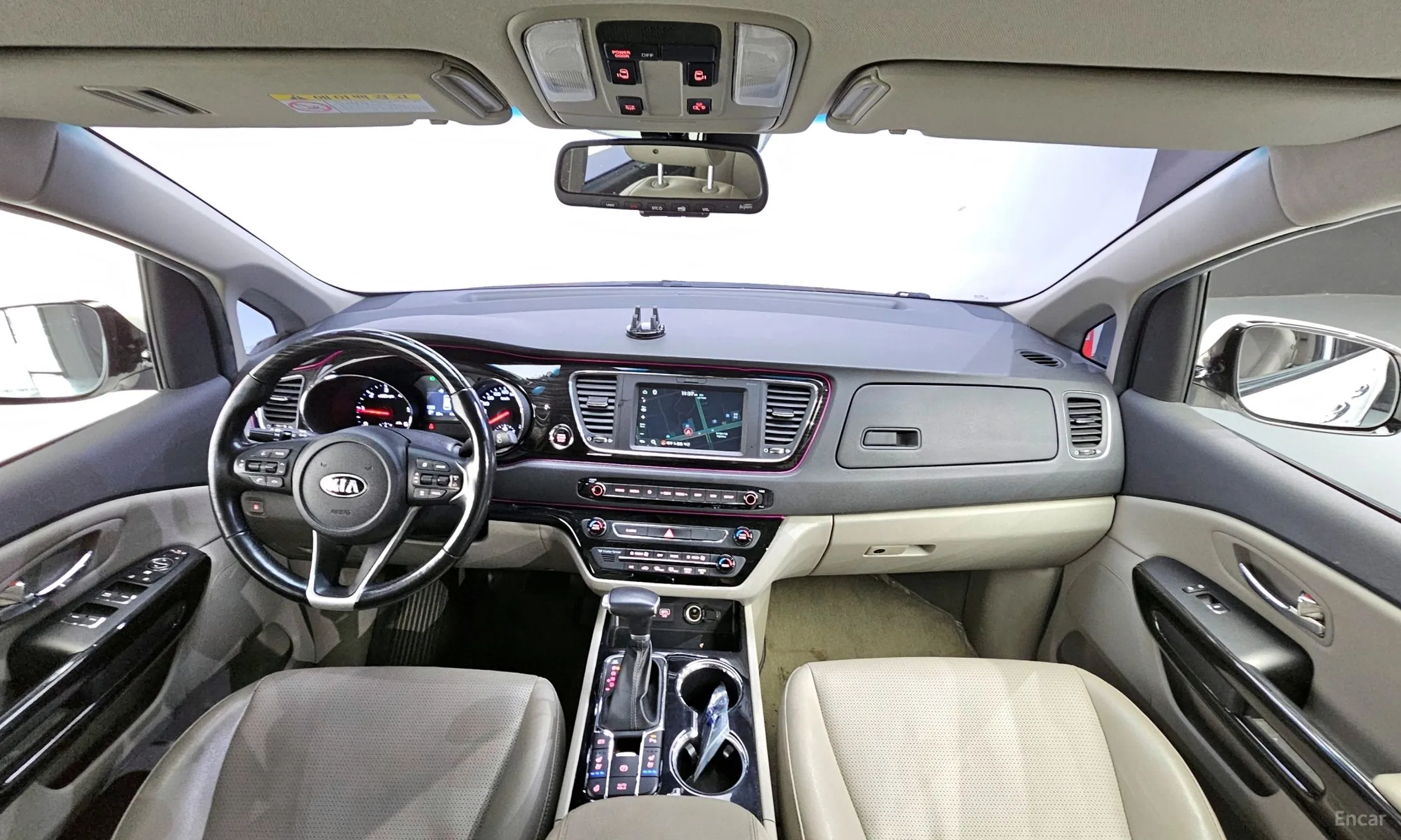 Kia Carnival превью 4