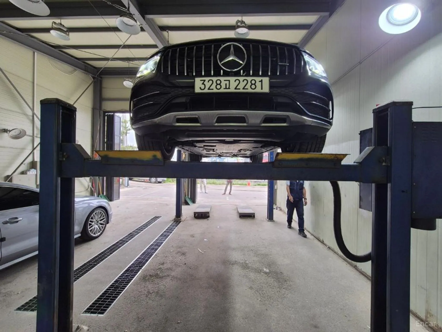 Mercedes Benz GLC-Class X253