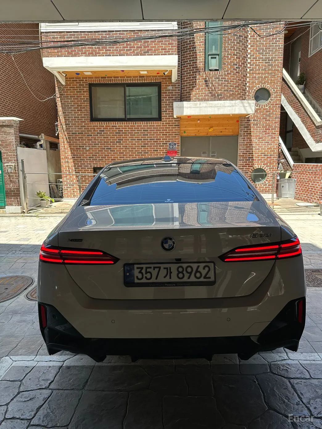 BMW 5 Series (G60) превью 3