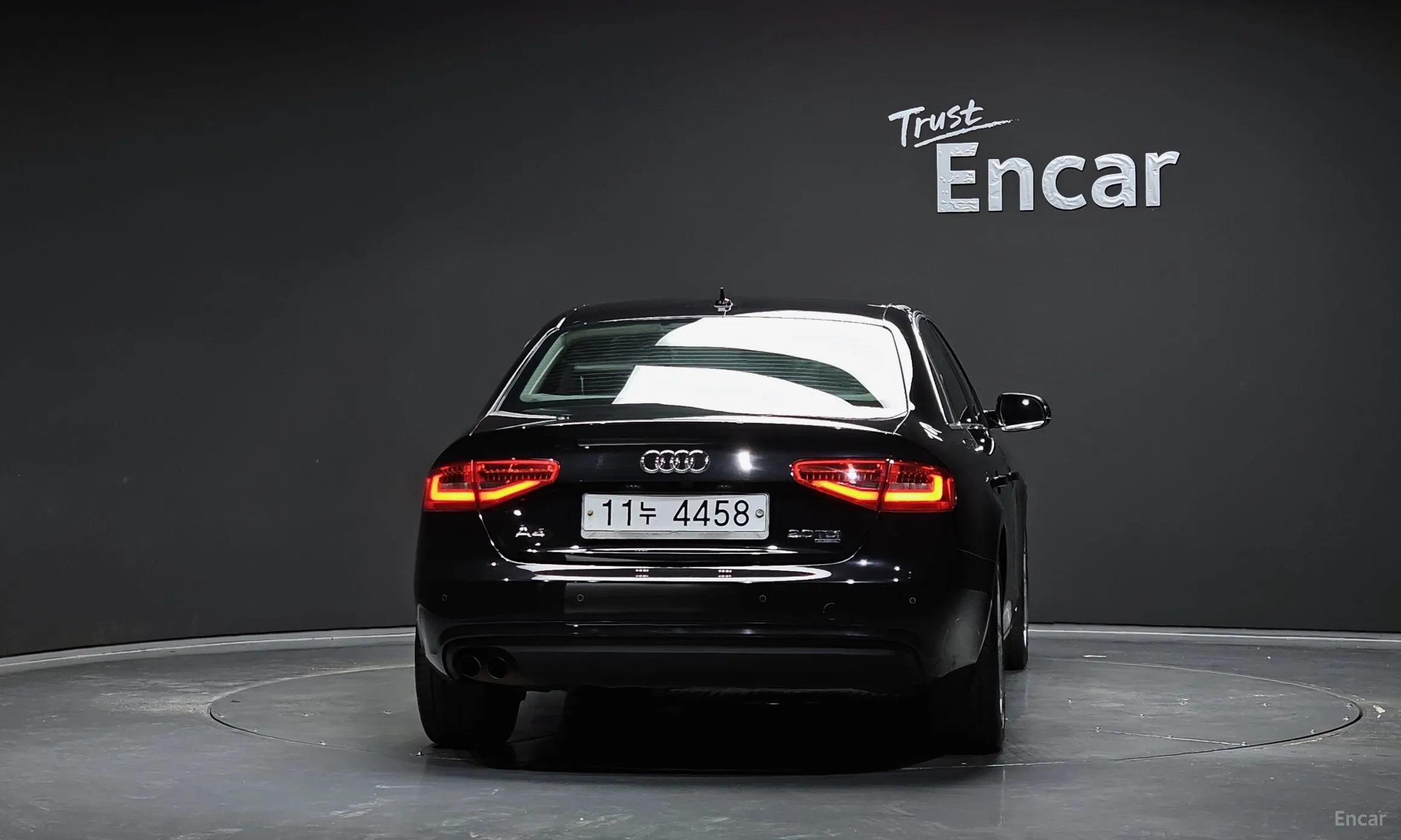 Audi New A4 превью 3