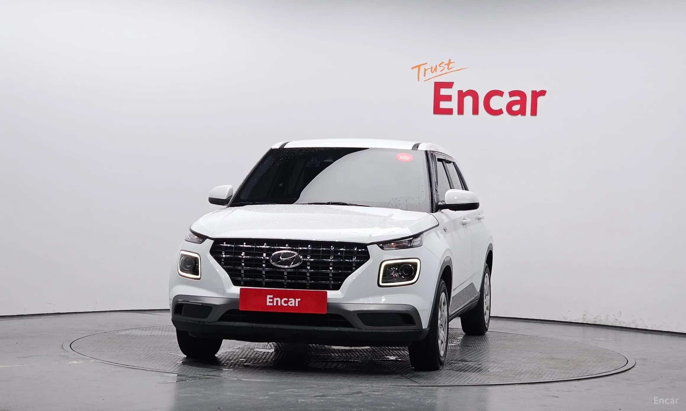 Hyundai Venue превью 2