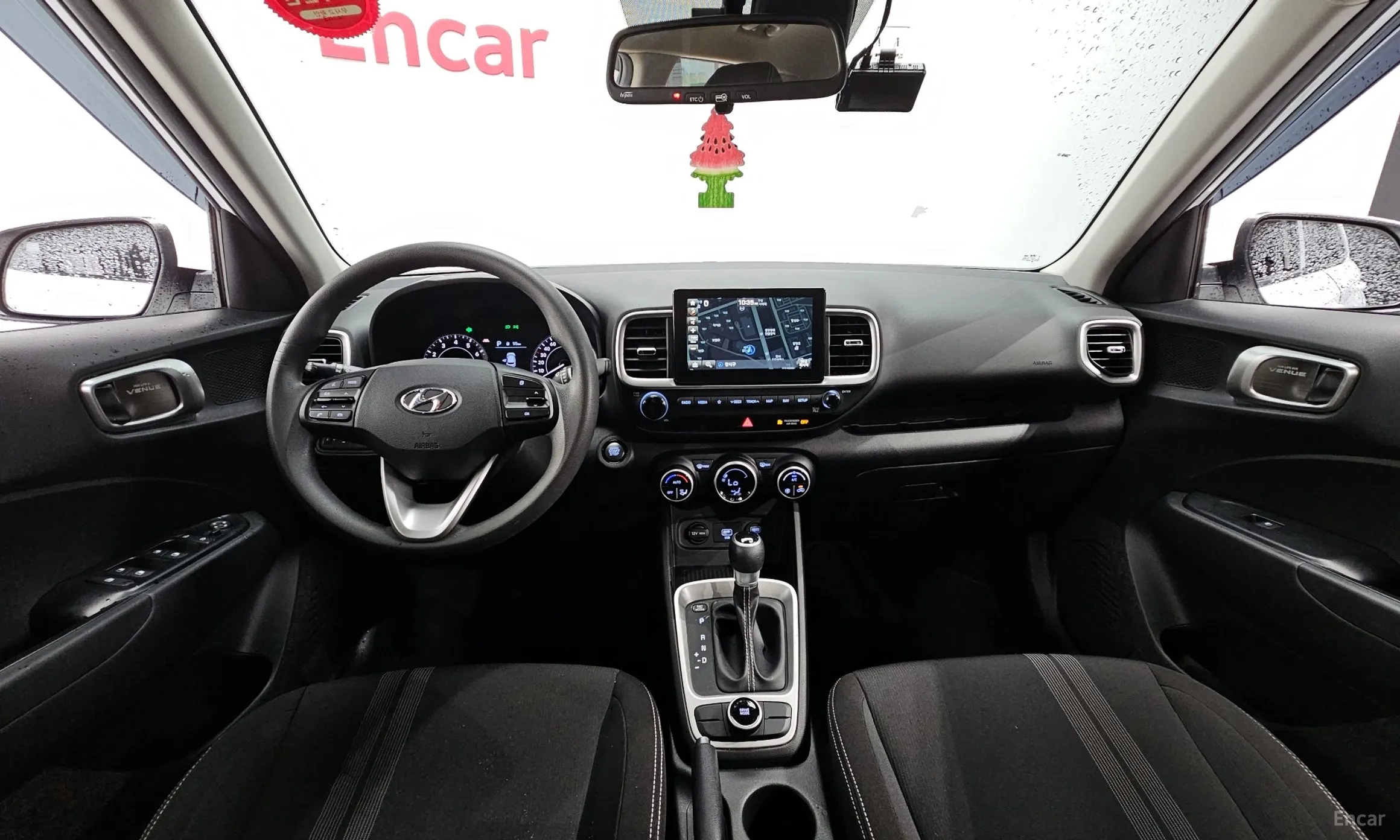 Hyundai Venue превью 4