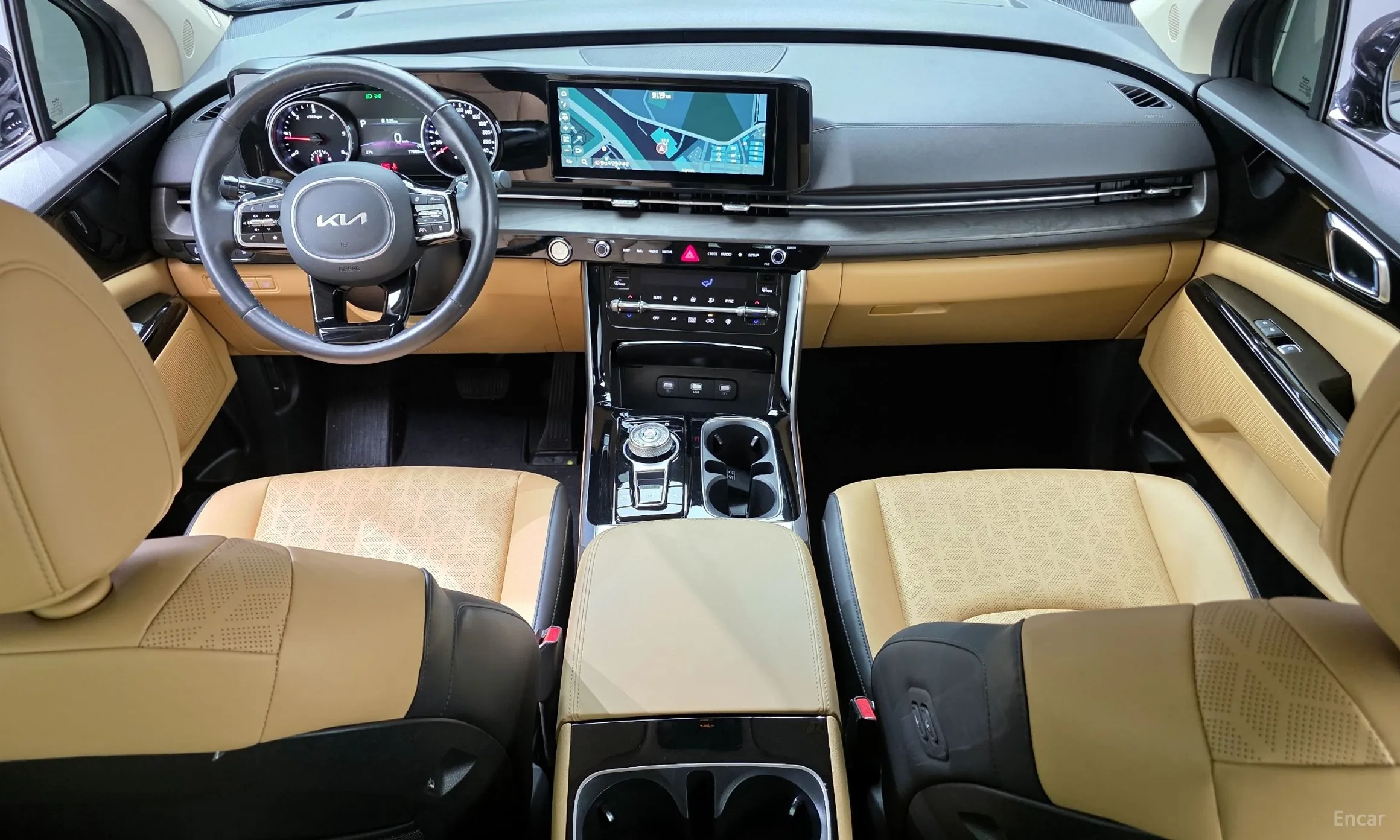 Kia Carnival Gen 4 превью 4
