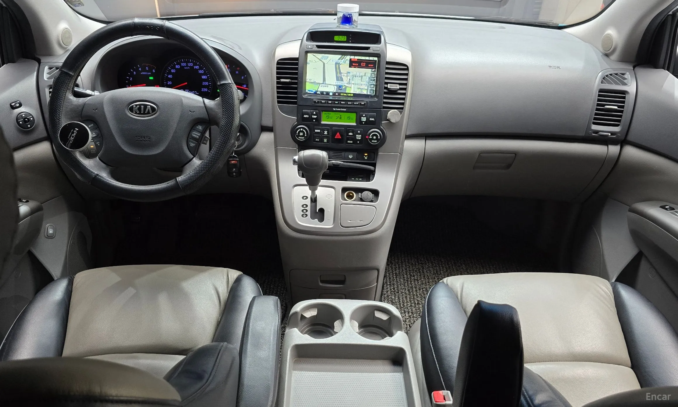 Kia Carnival R превью 4