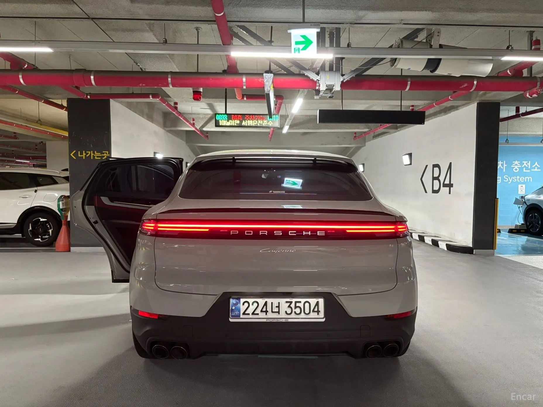 Porsche Cayenne (PO536) превью 3