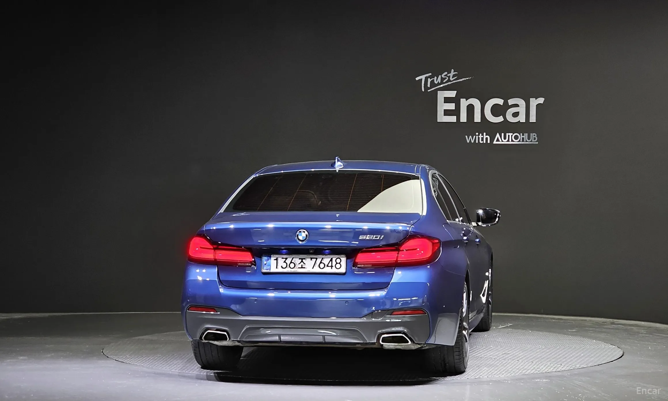 BMW 5 Series (G30) превью 3