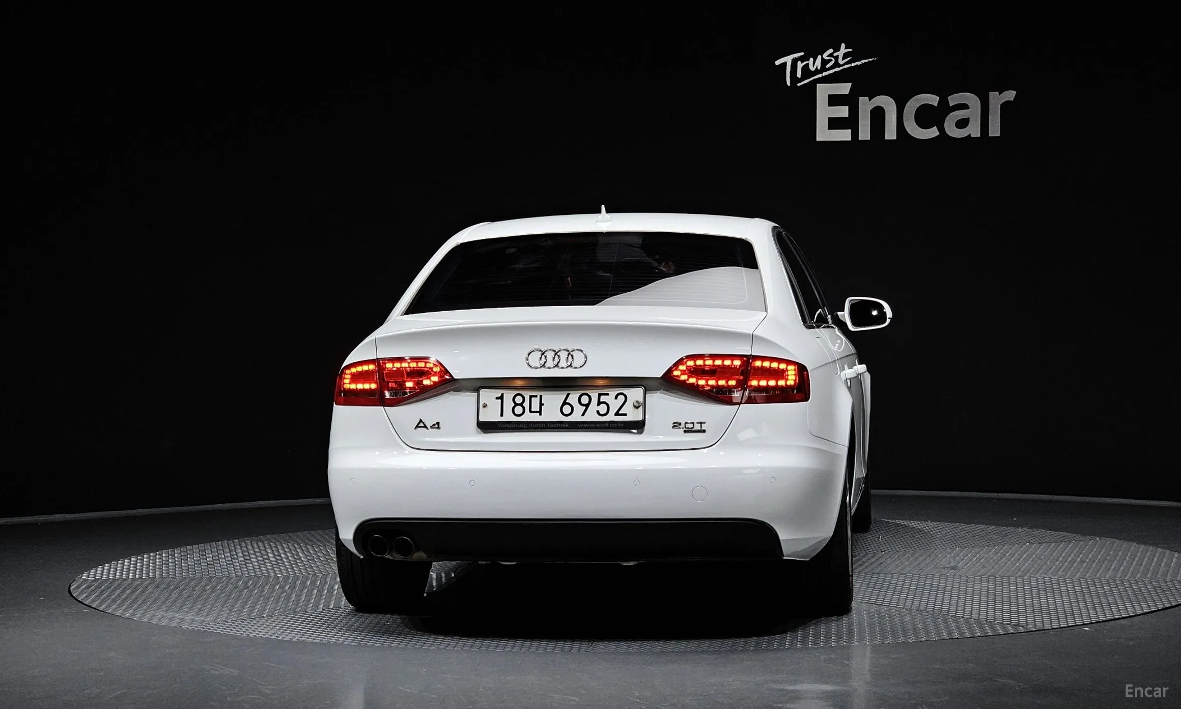 Audi New A4 превью 3