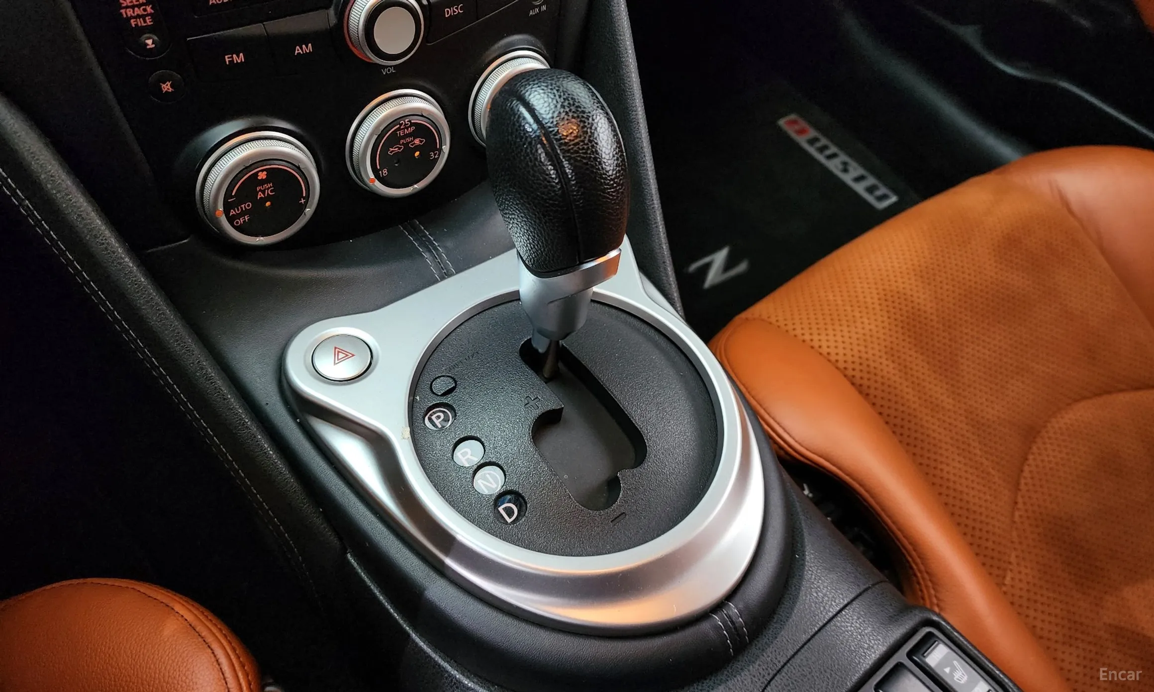 Nissan 370Z превью 9