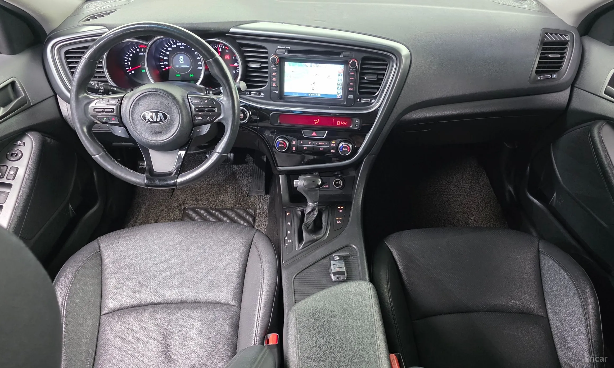 Kia K5 превью 4