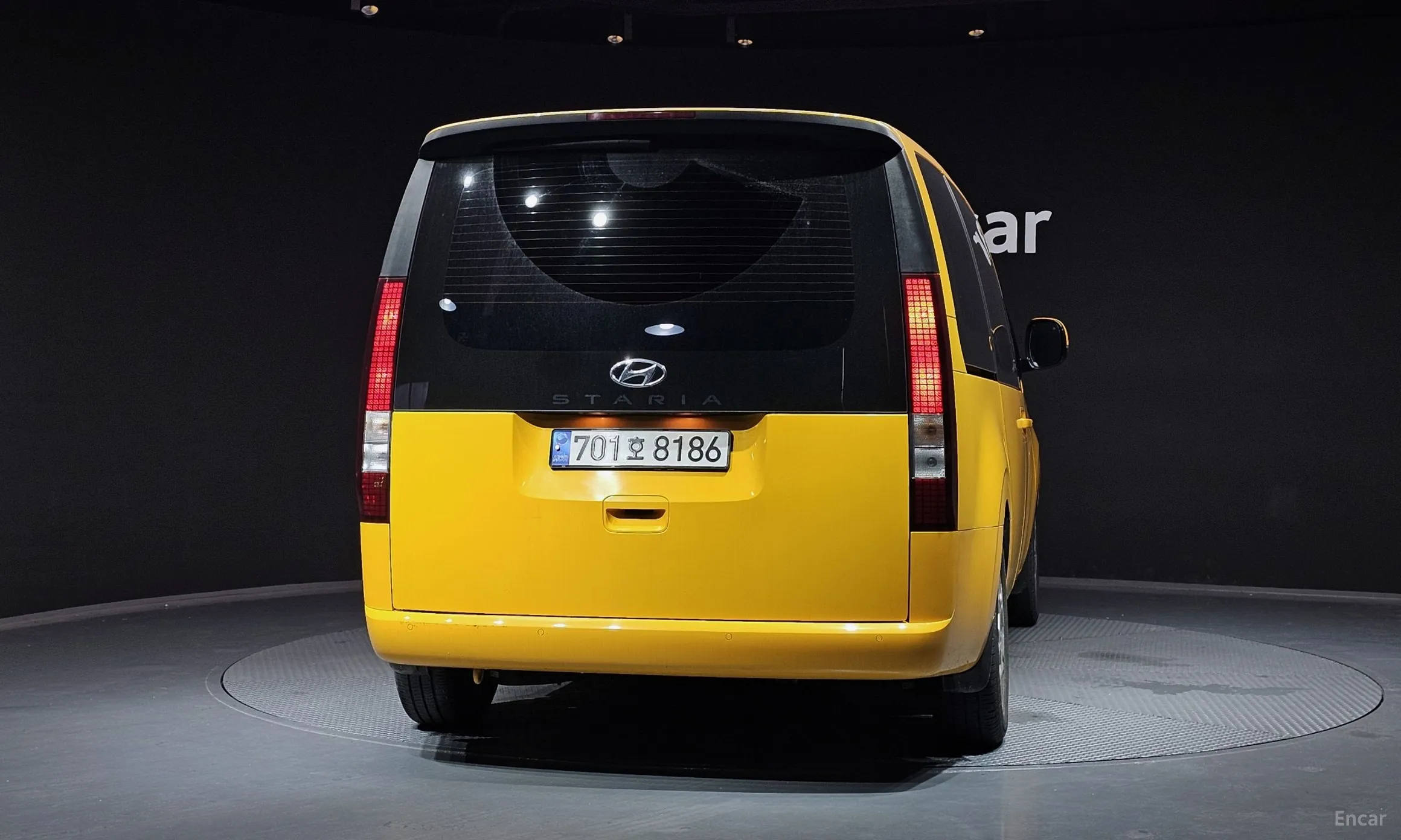 Hyundai Staria превью 3